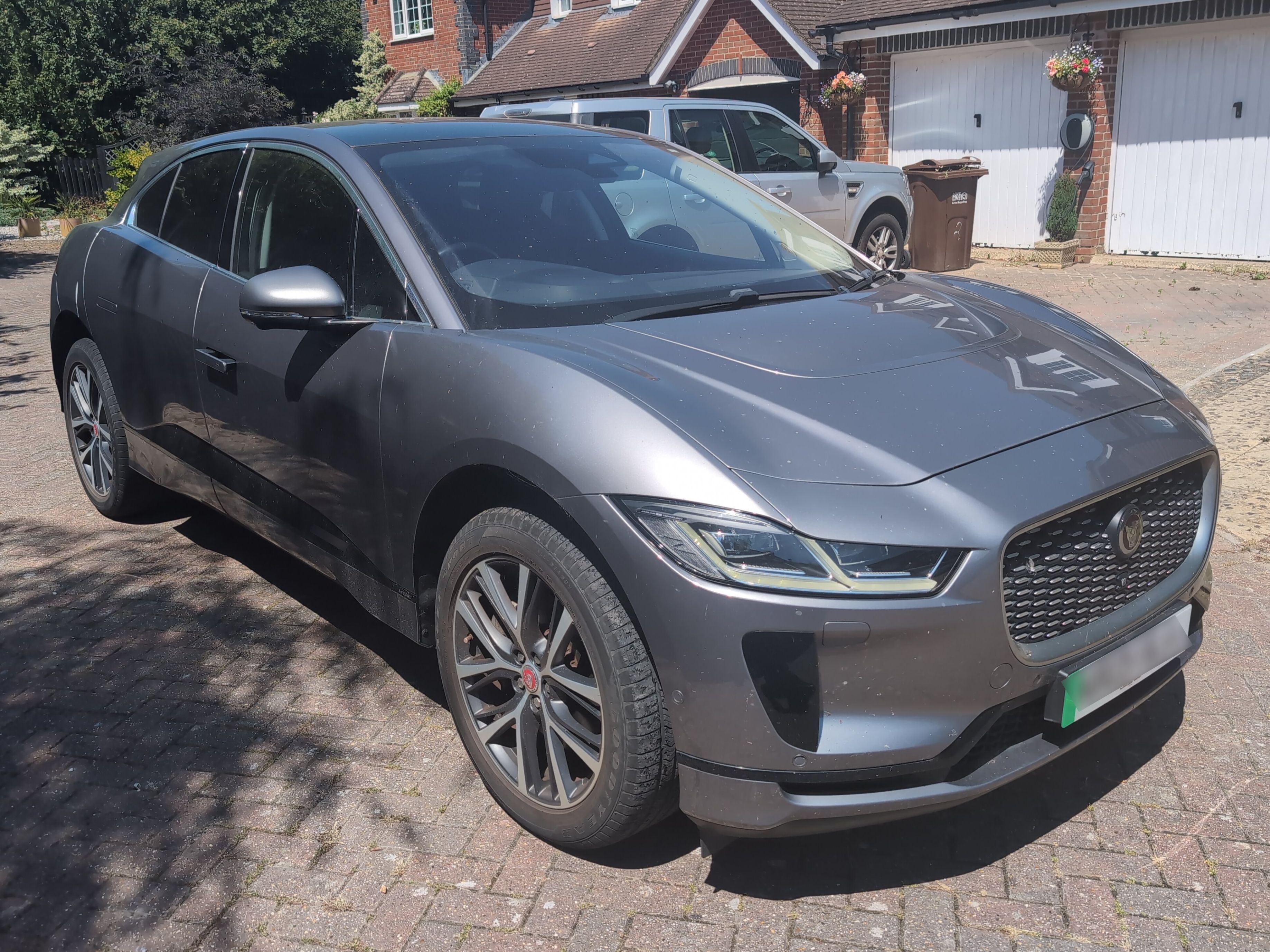 Jaguar I-PACE