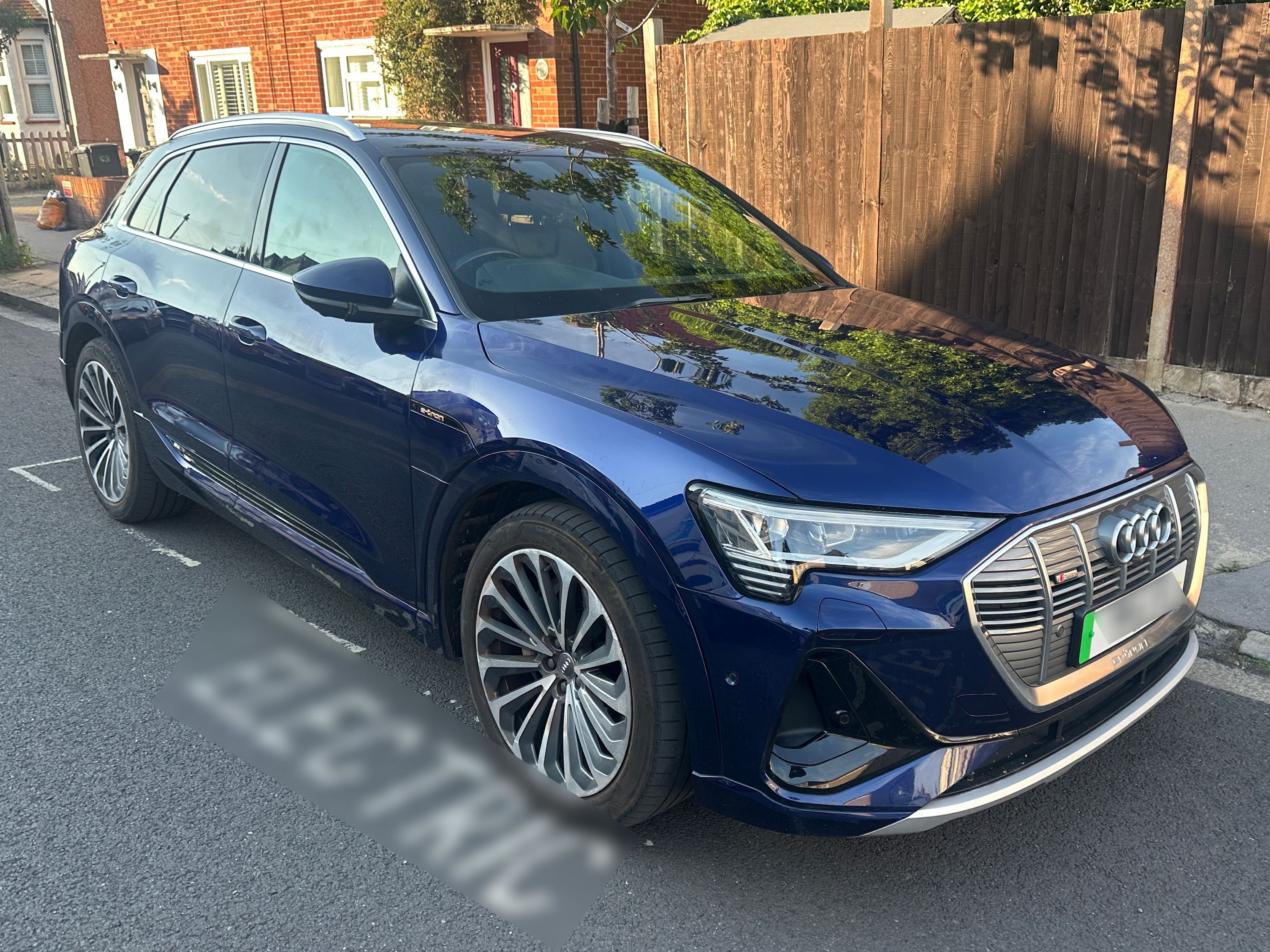 Audi E-TRON