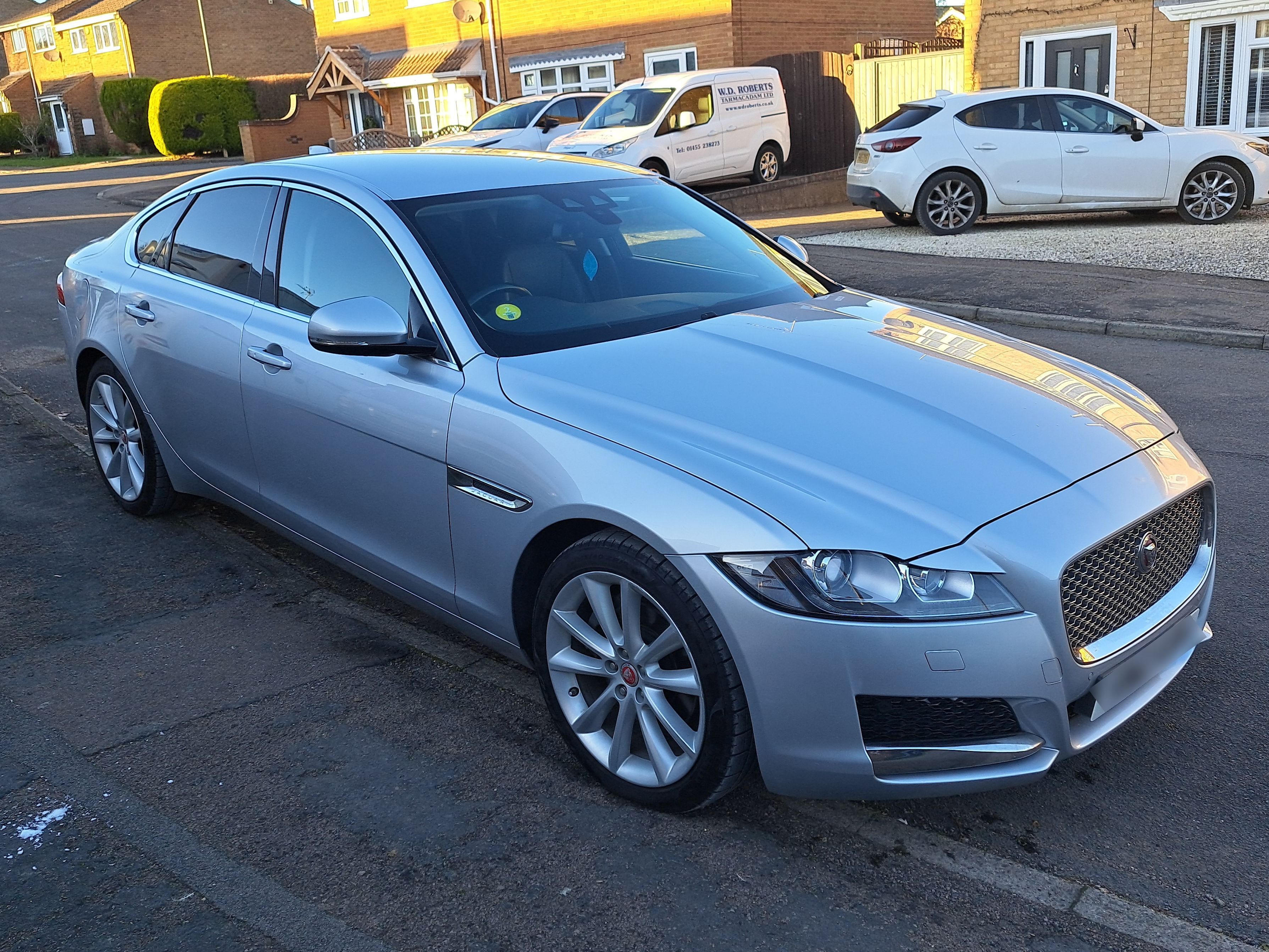 Jaguar XF Portfolio D Auto