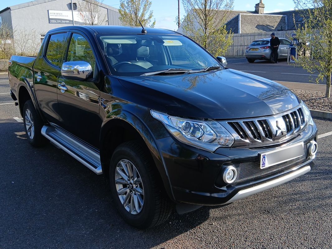 Mitsubishi L200
