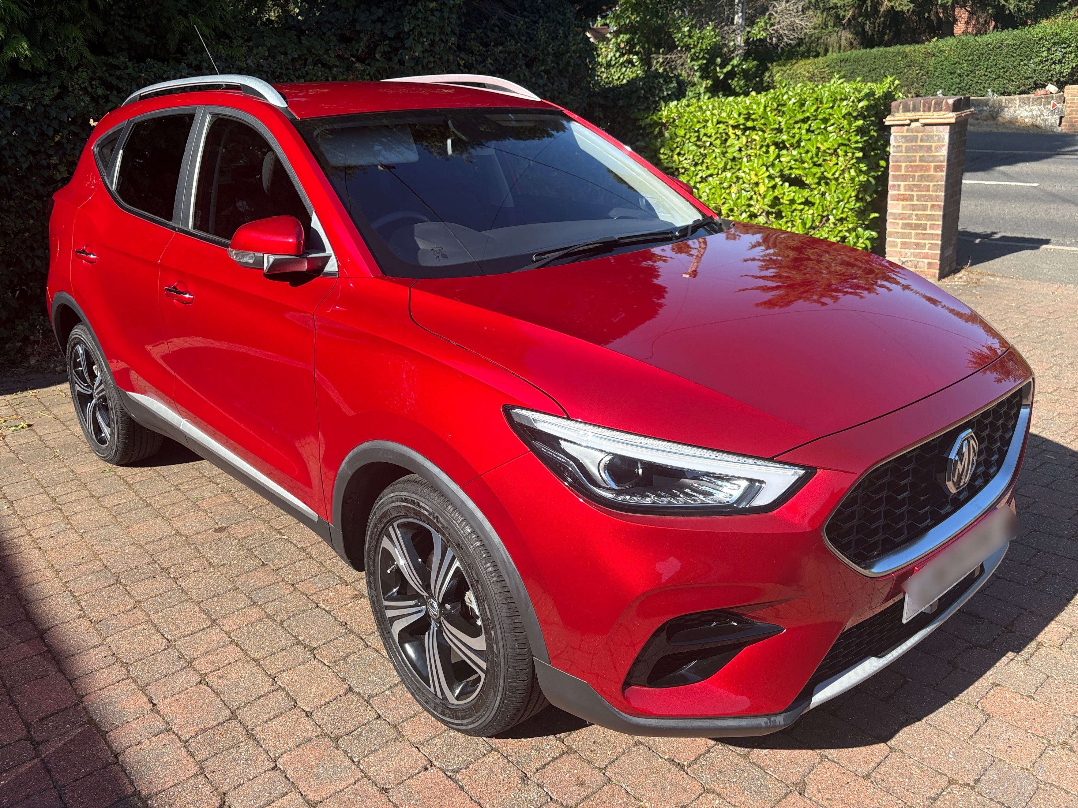 MG ZS
