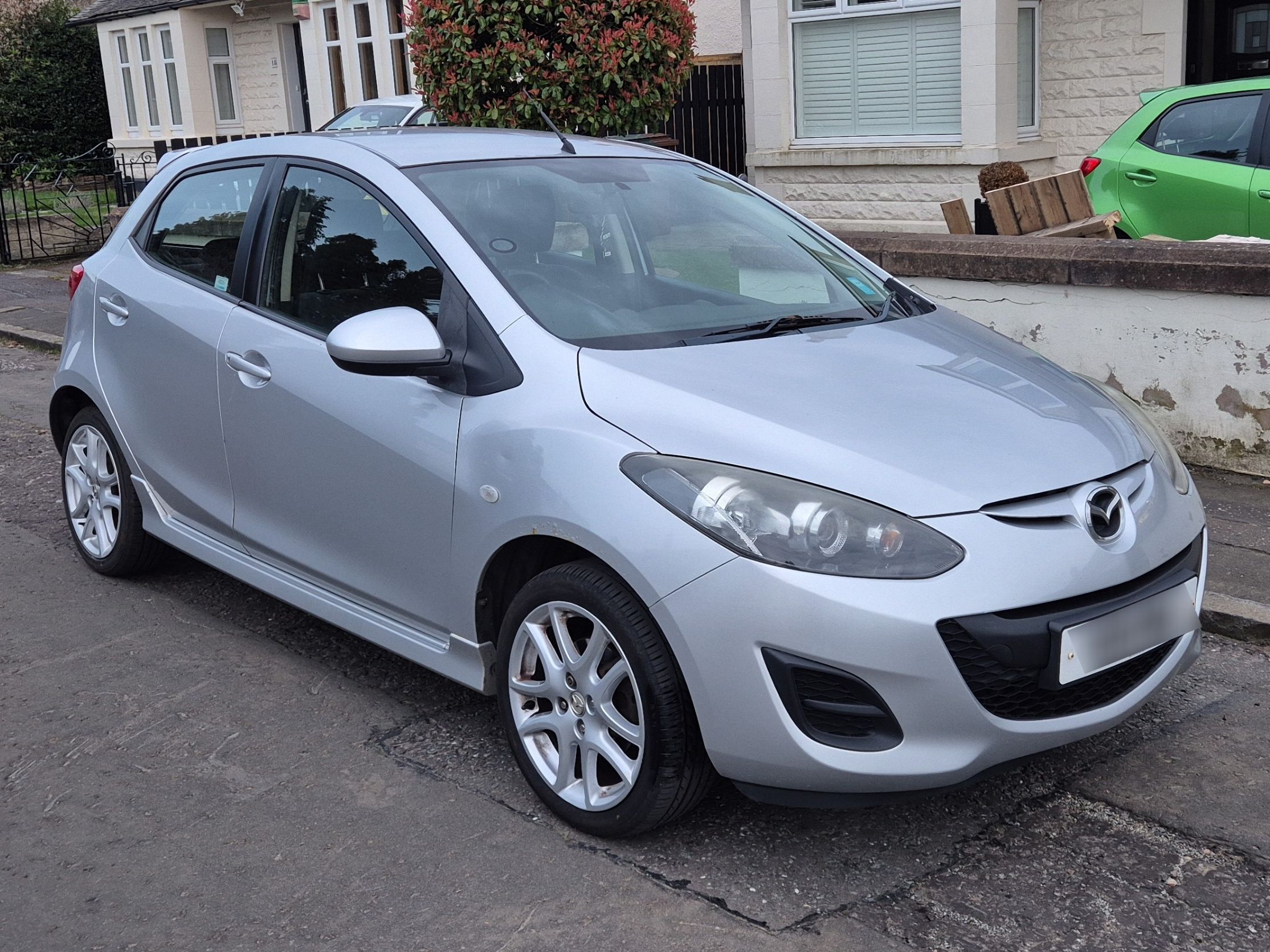 Mazda 2