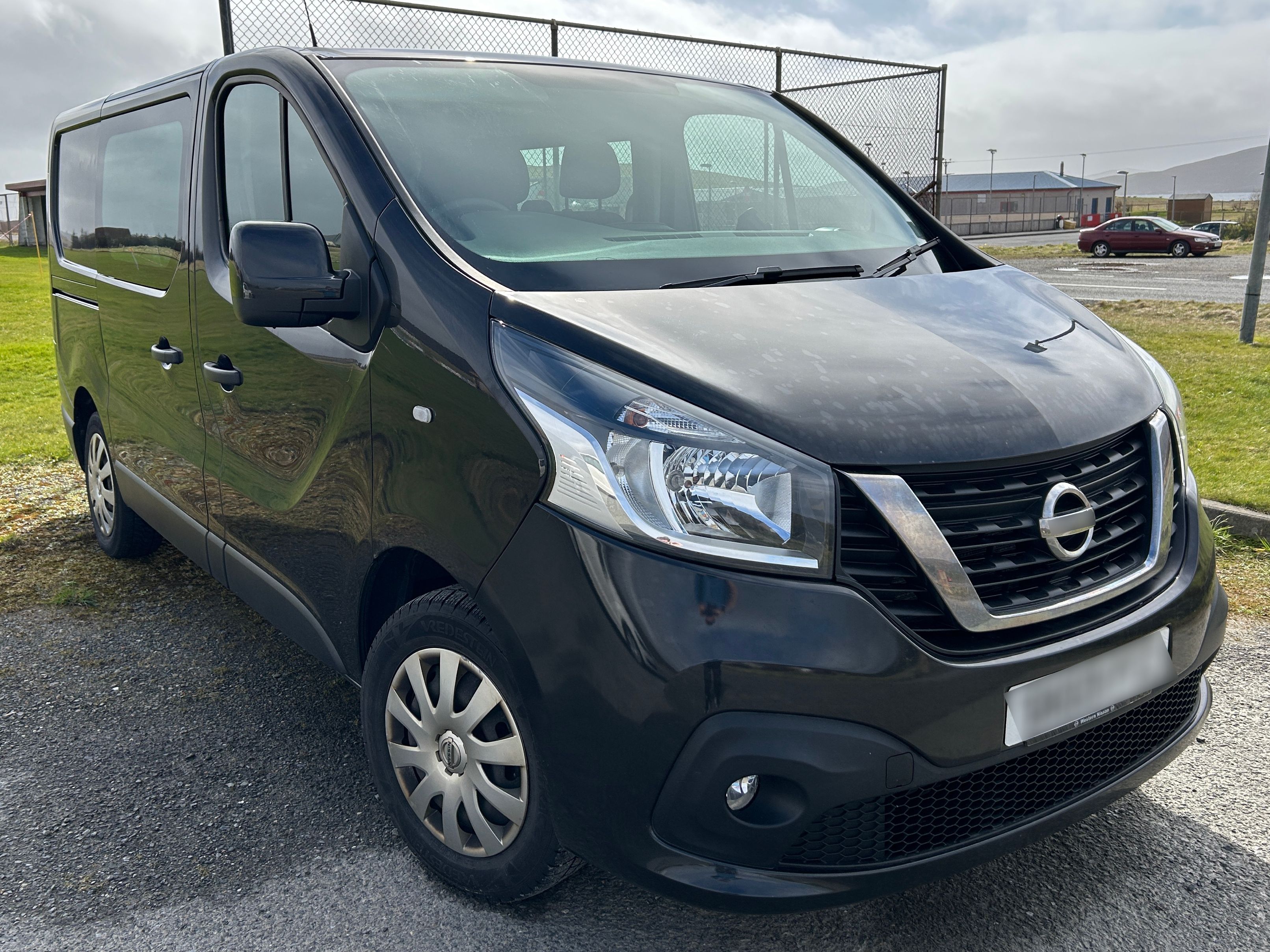 Nissan NV300