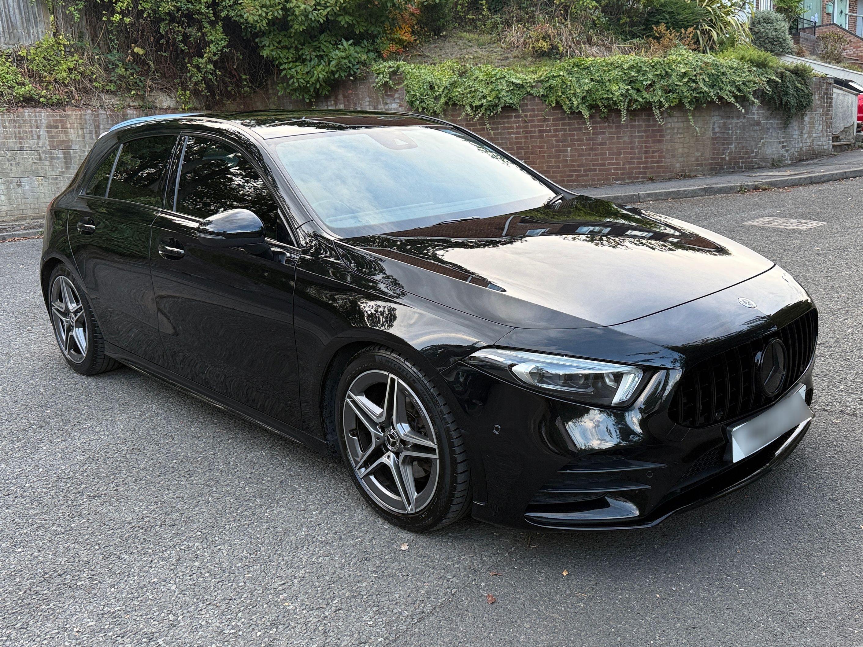 Mercedes A 200 AMG Line Premium + Auto