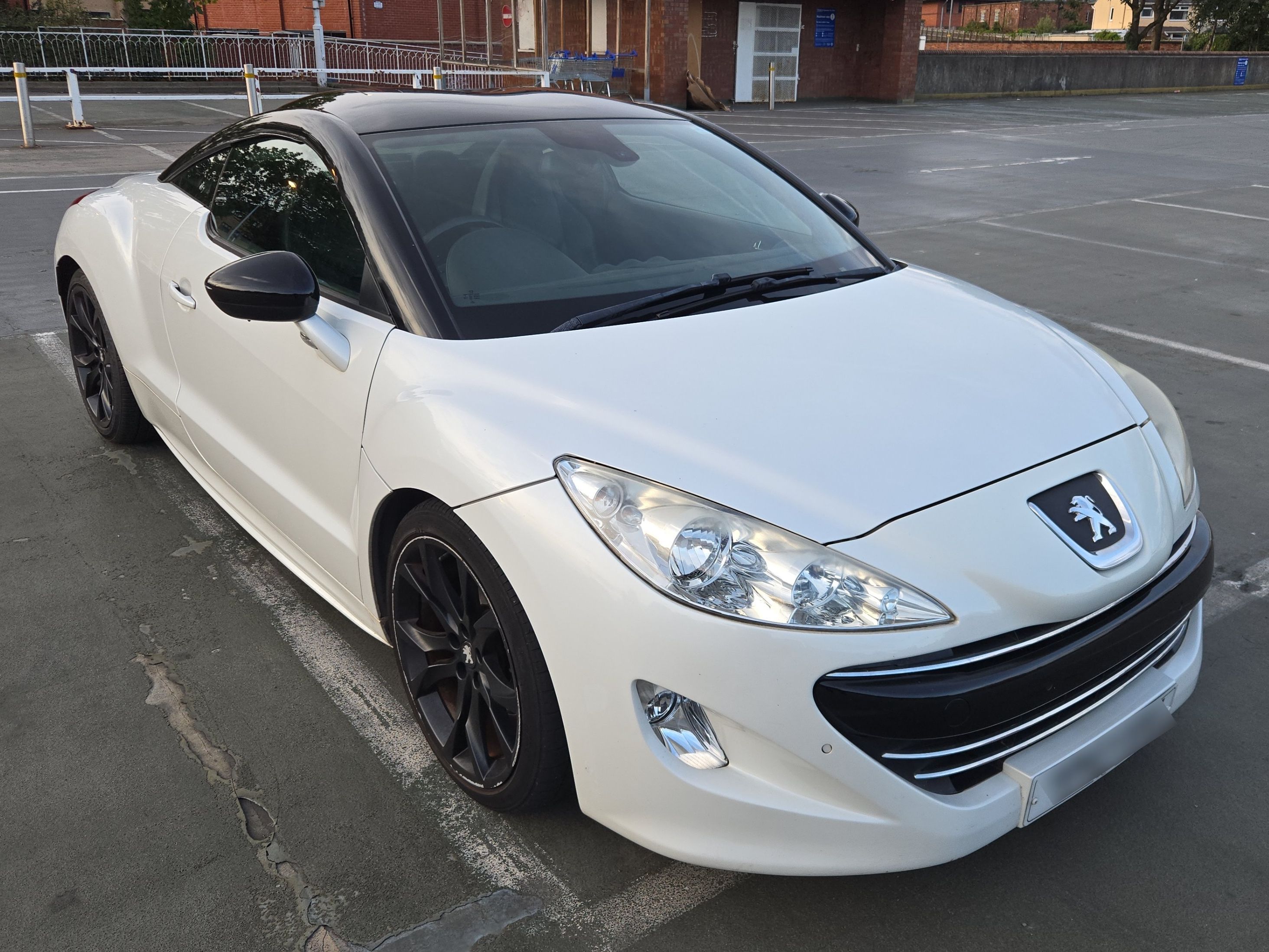 Peugeot RCZ