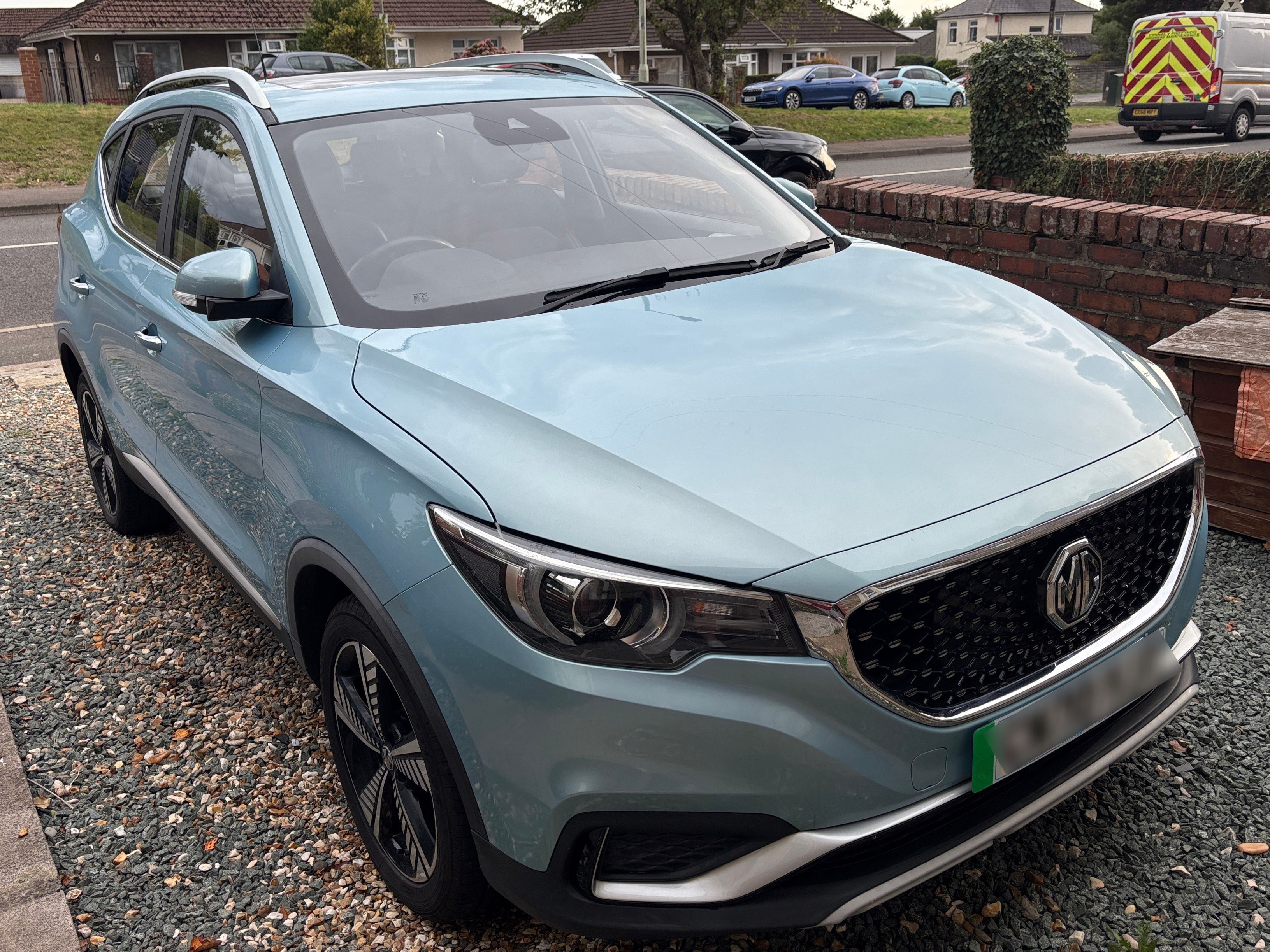 MG ZS