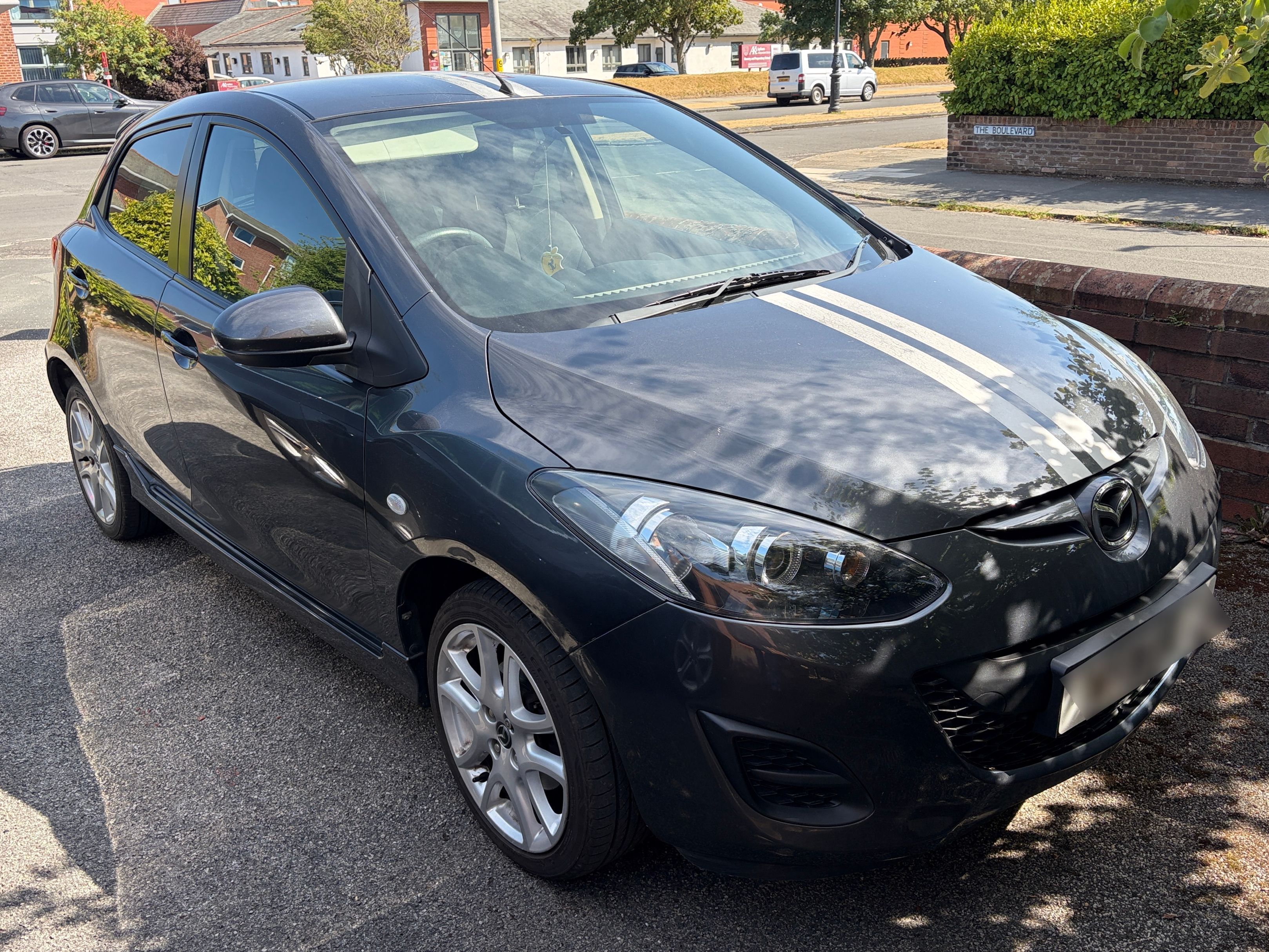 Mazda 2