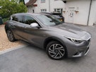 Infiniti Q30