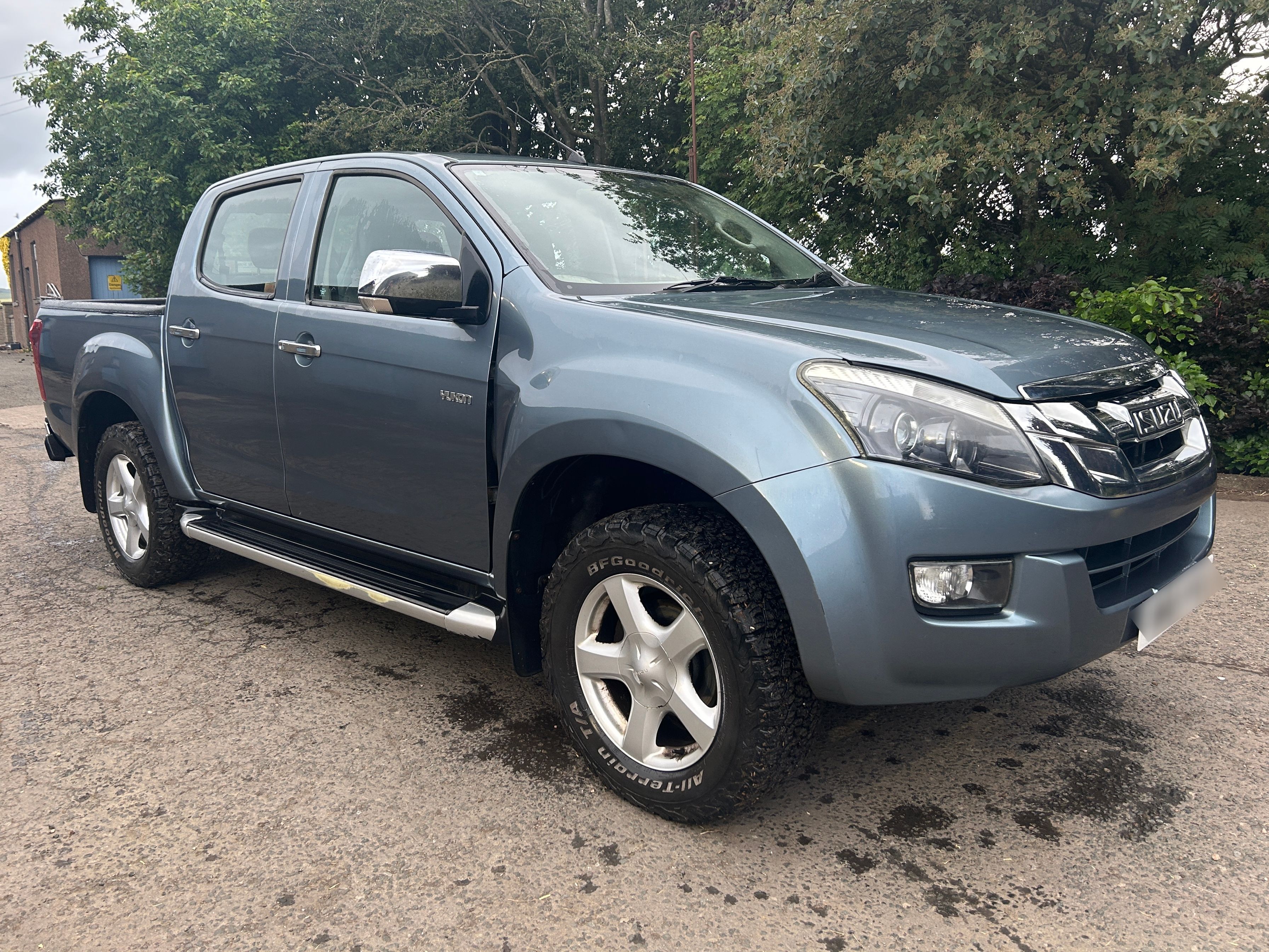Isuzu D-MAX