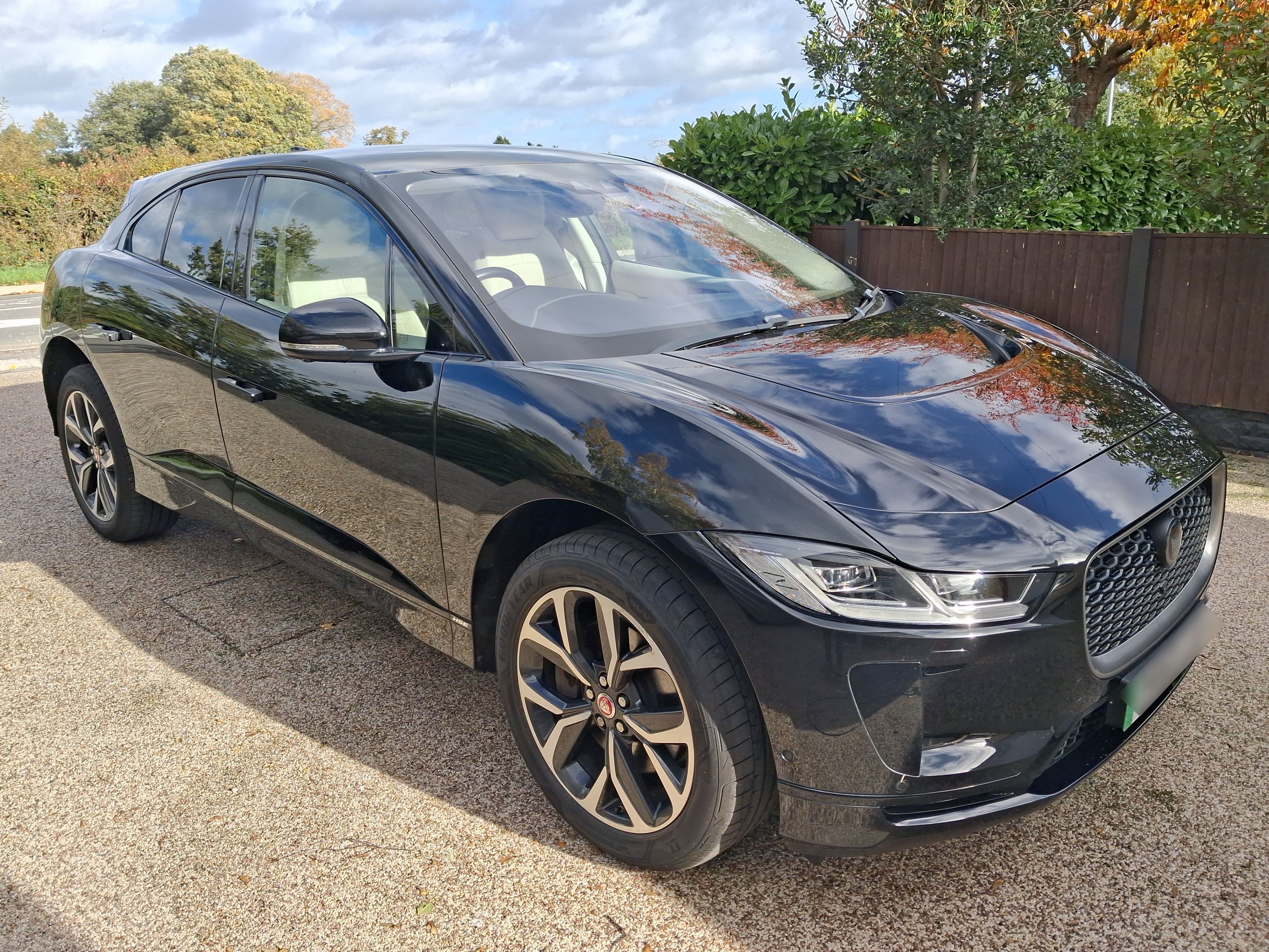 Jaguar I-PACE