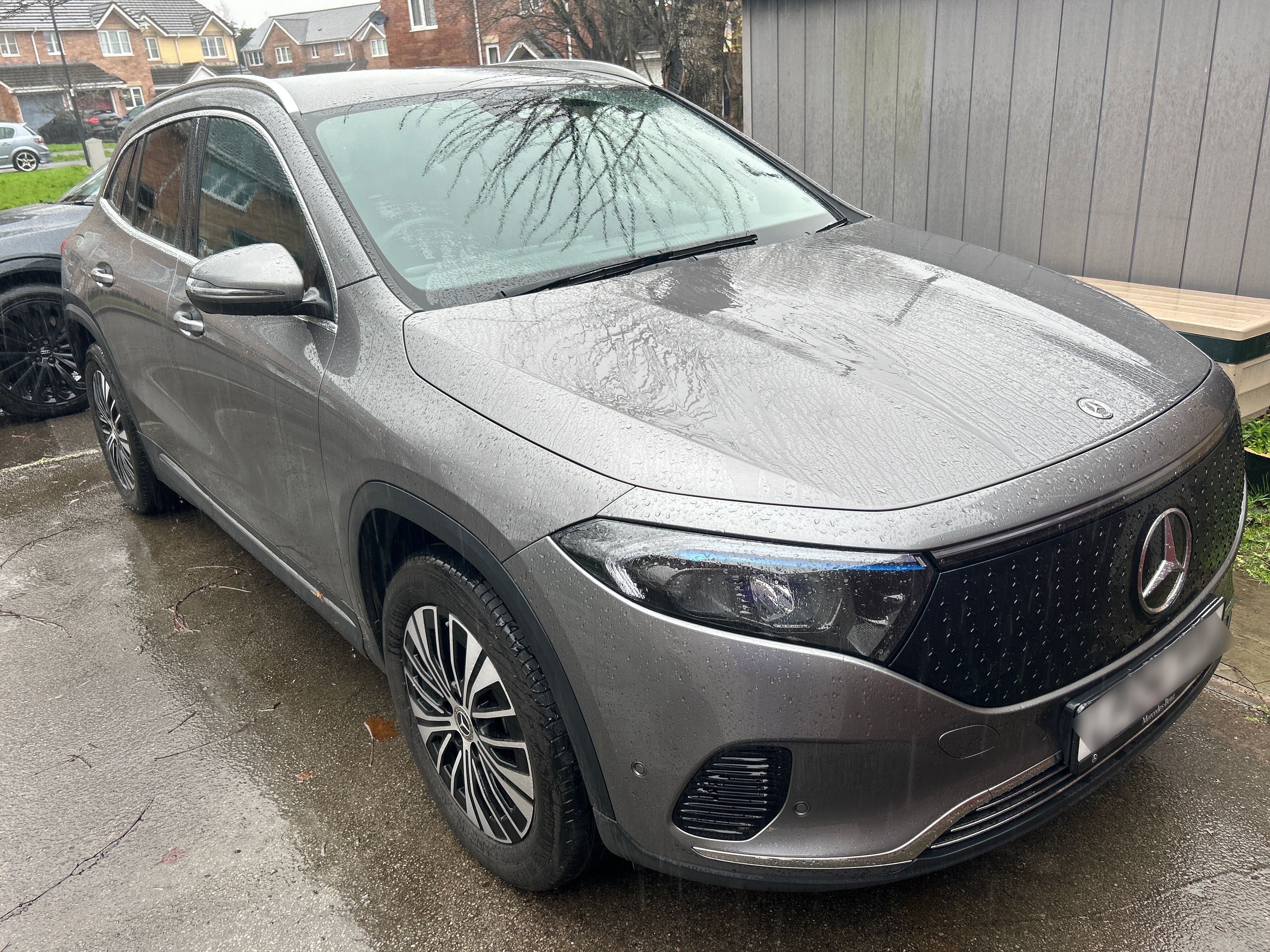 Mercedes EQA 250+ Sport Executive