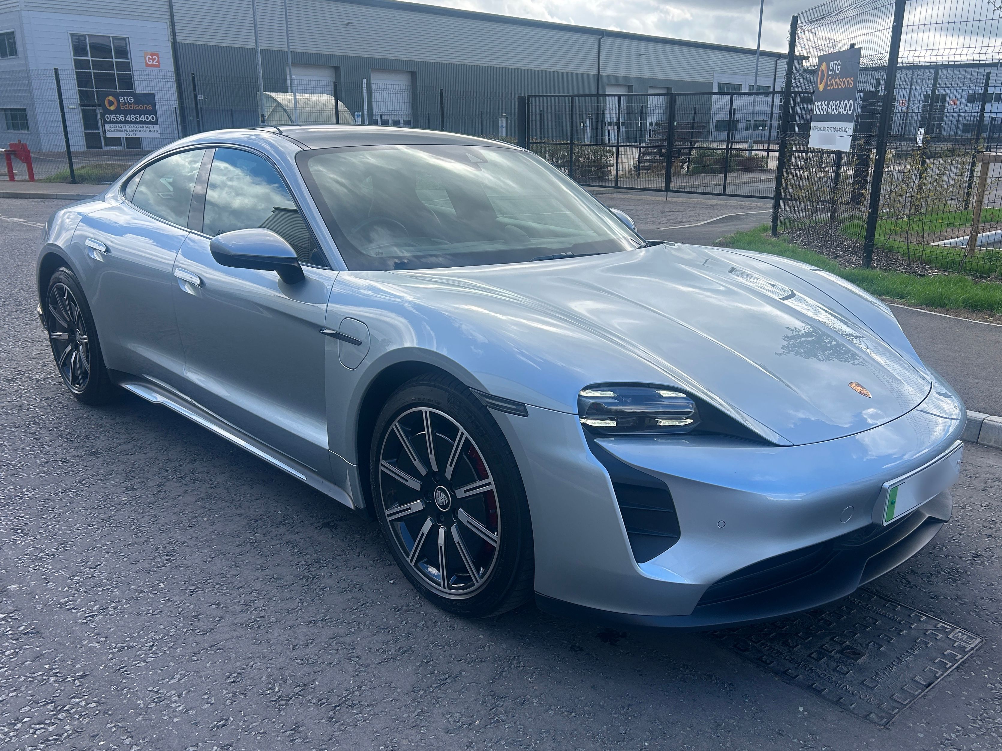 Porsche Taycan