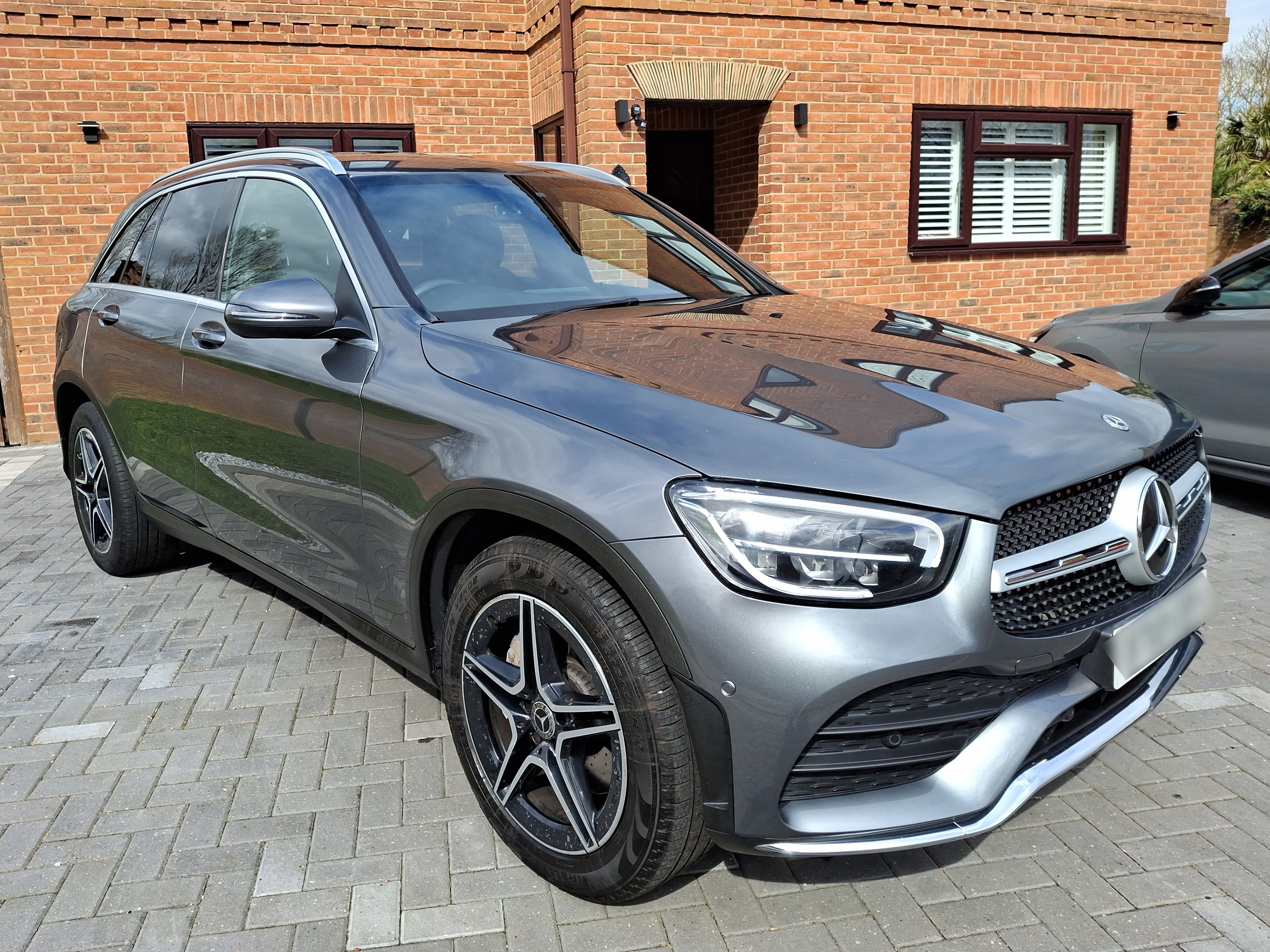 Mercedes GLC 300 AMG Line 4MATIC A