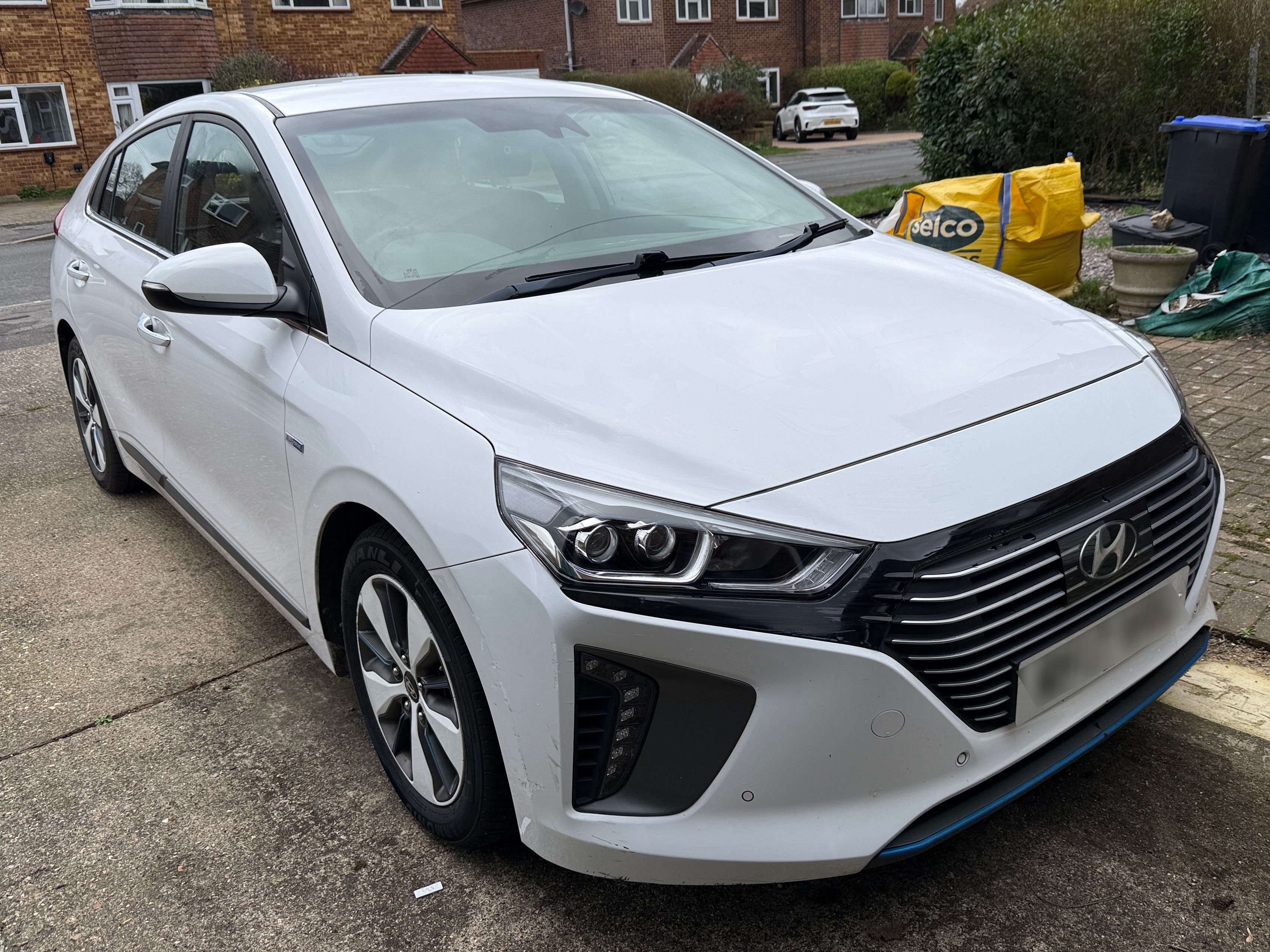 Hyundai Ioniq