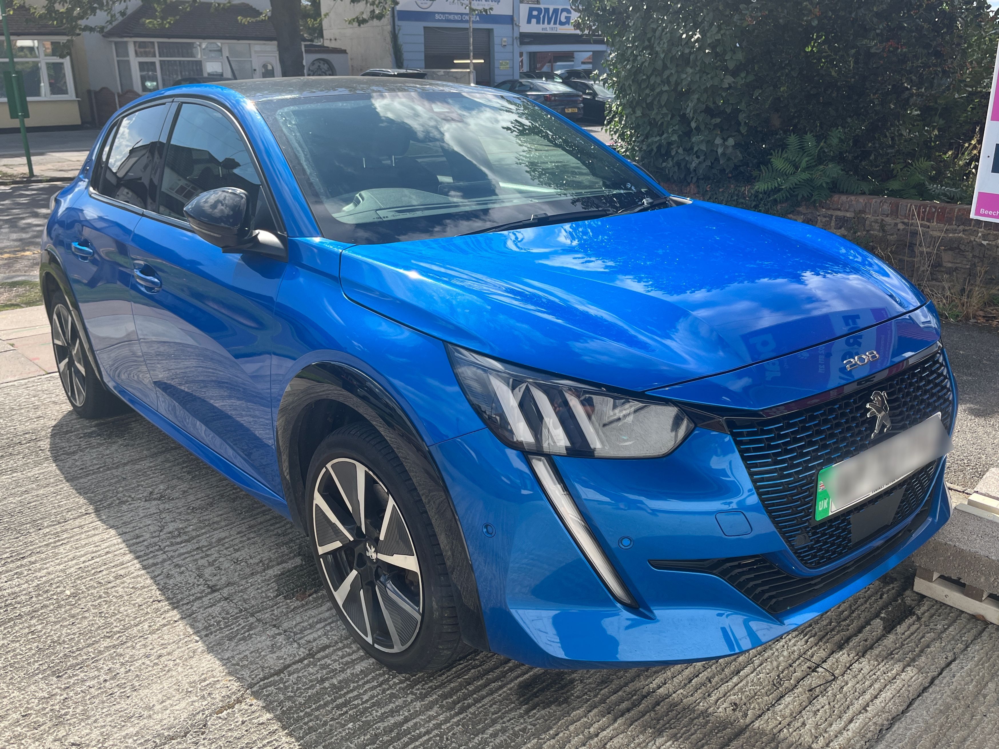 Peugeot 208