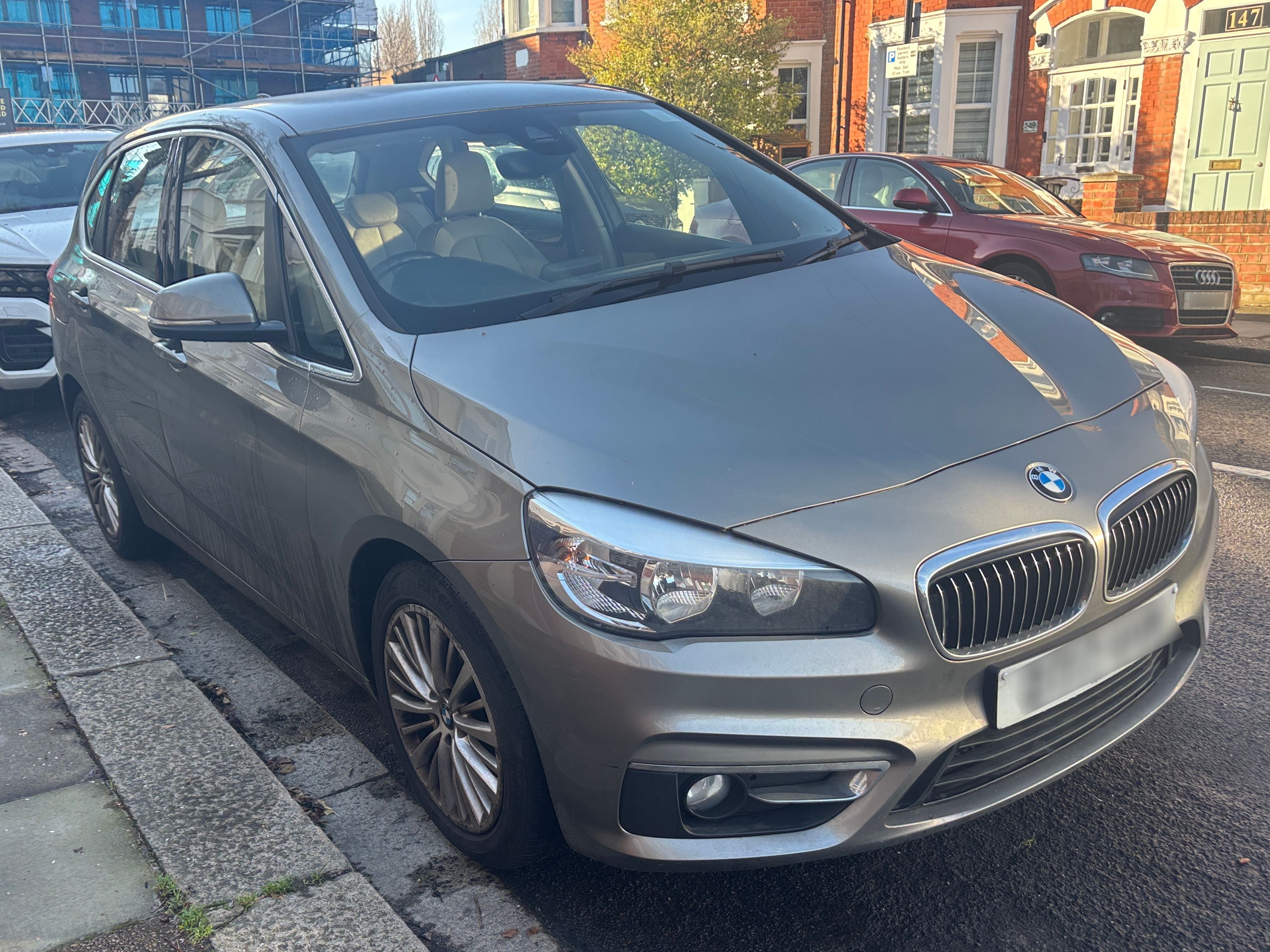 BMW 216D Luxury