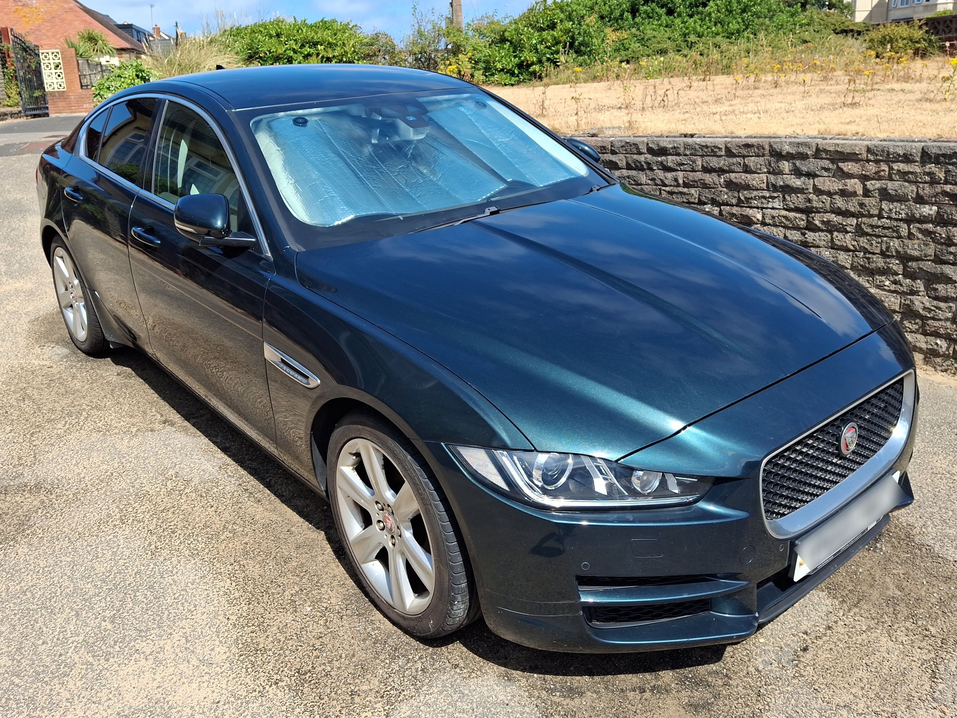Jaguar XE Portfolio D Auto