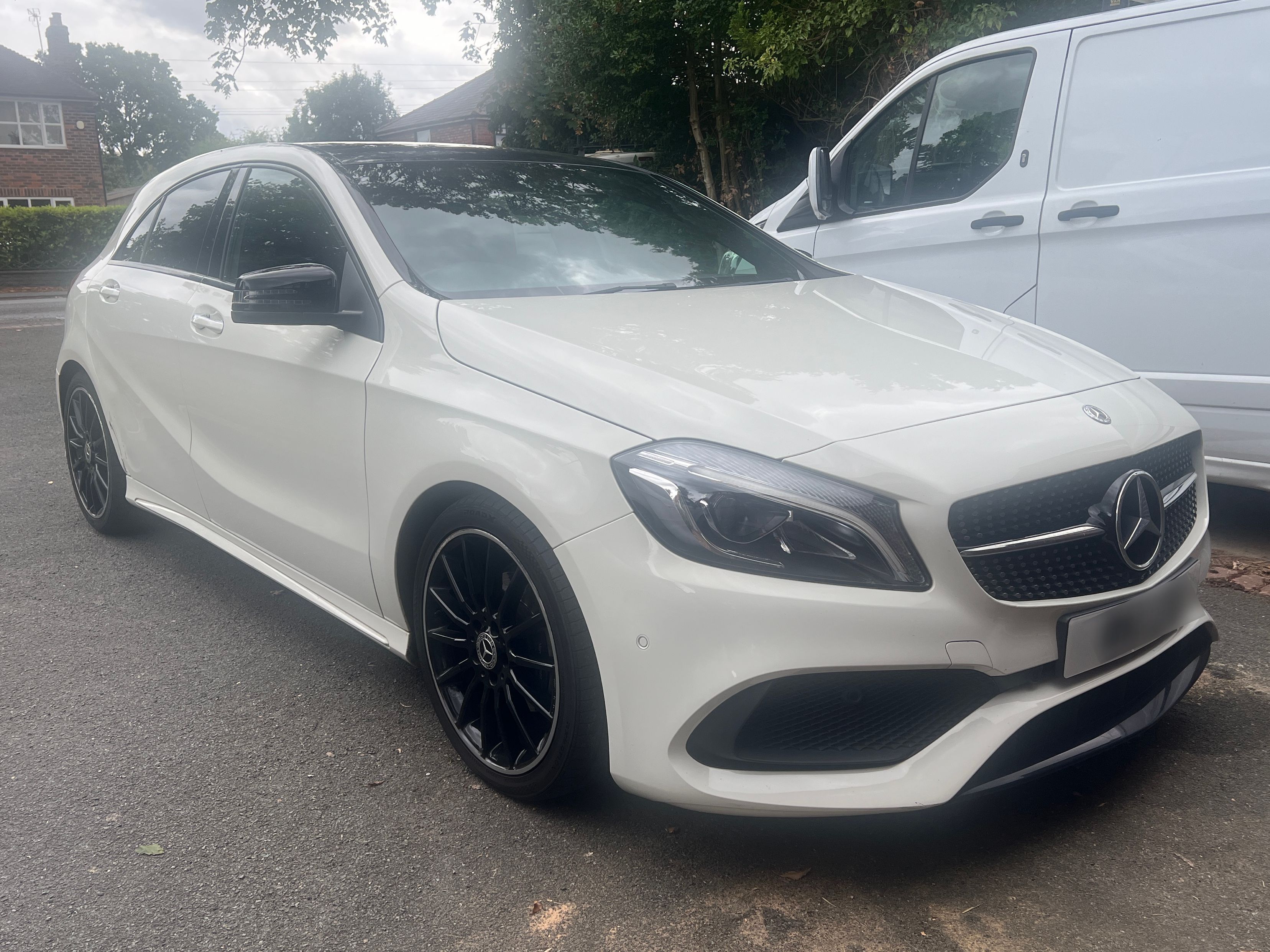 Mercedes A 200 D AMG Line Premium + A