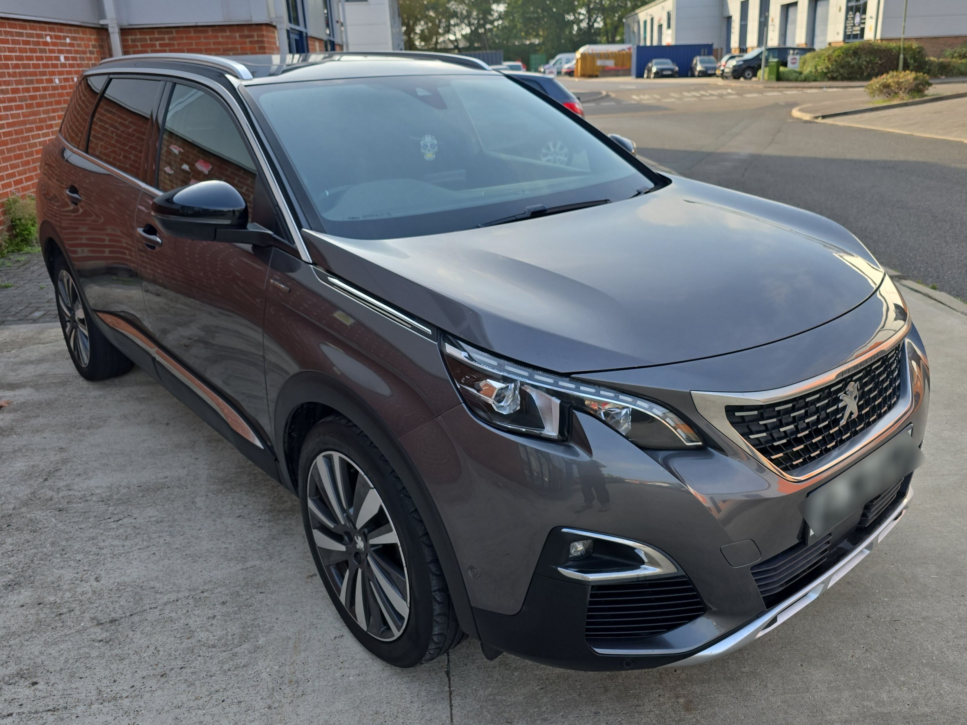 Peugeot 5008