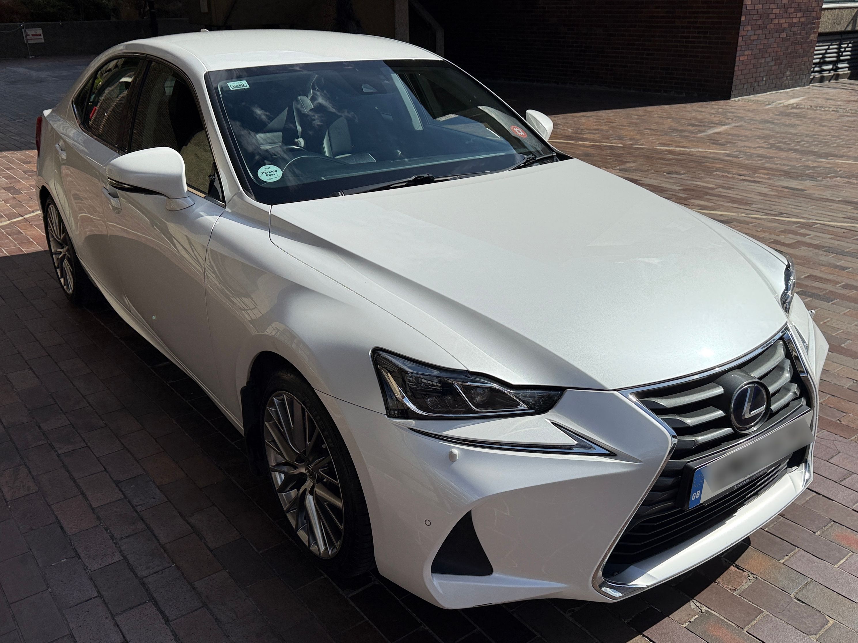 Lexus IS 300H Premier CVT