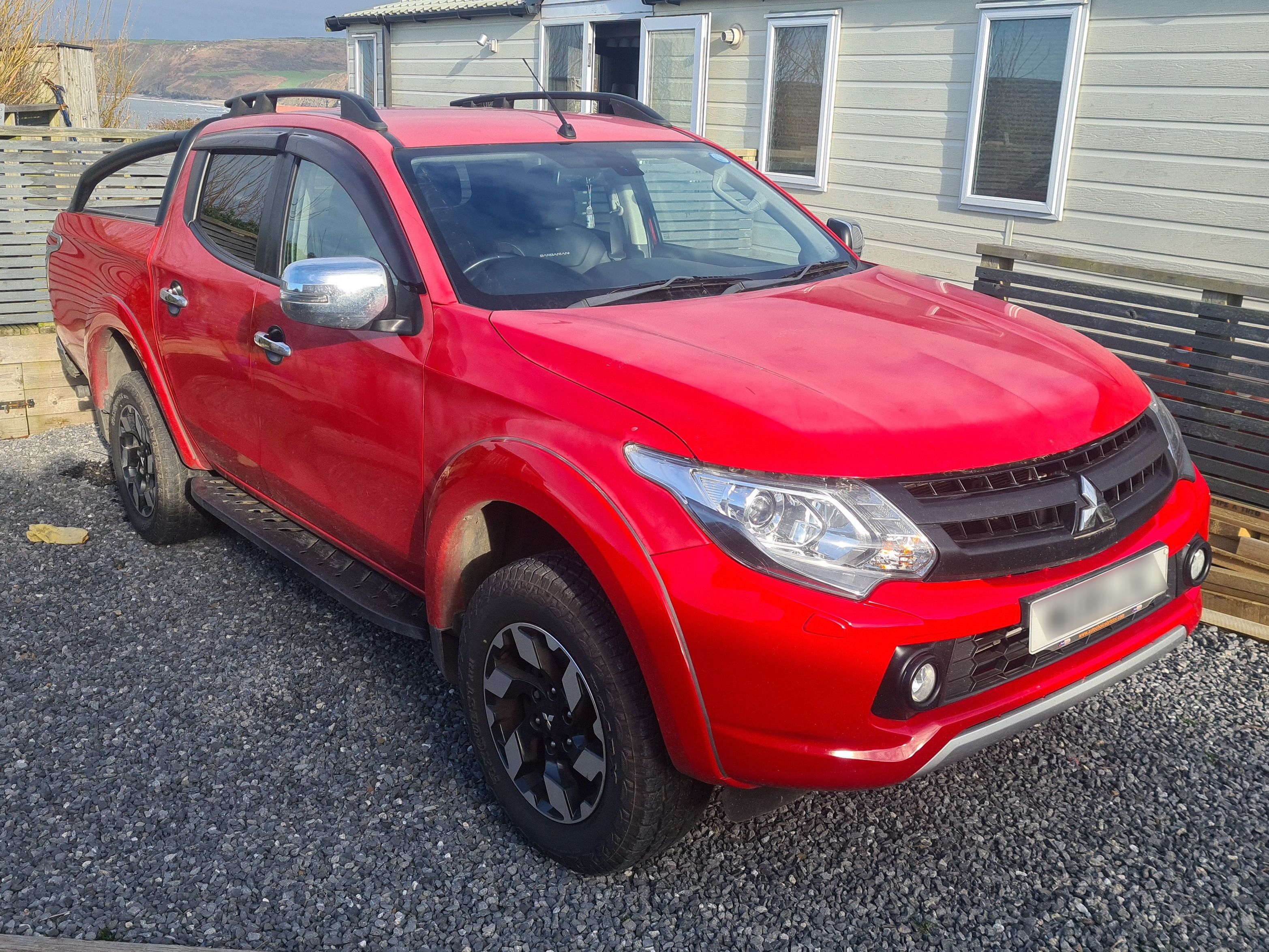 Mitsubishi L200