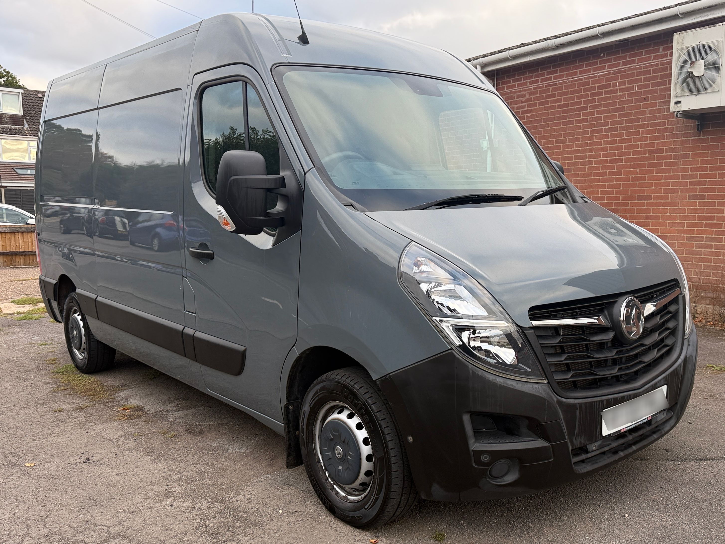 Vauxhall Movano