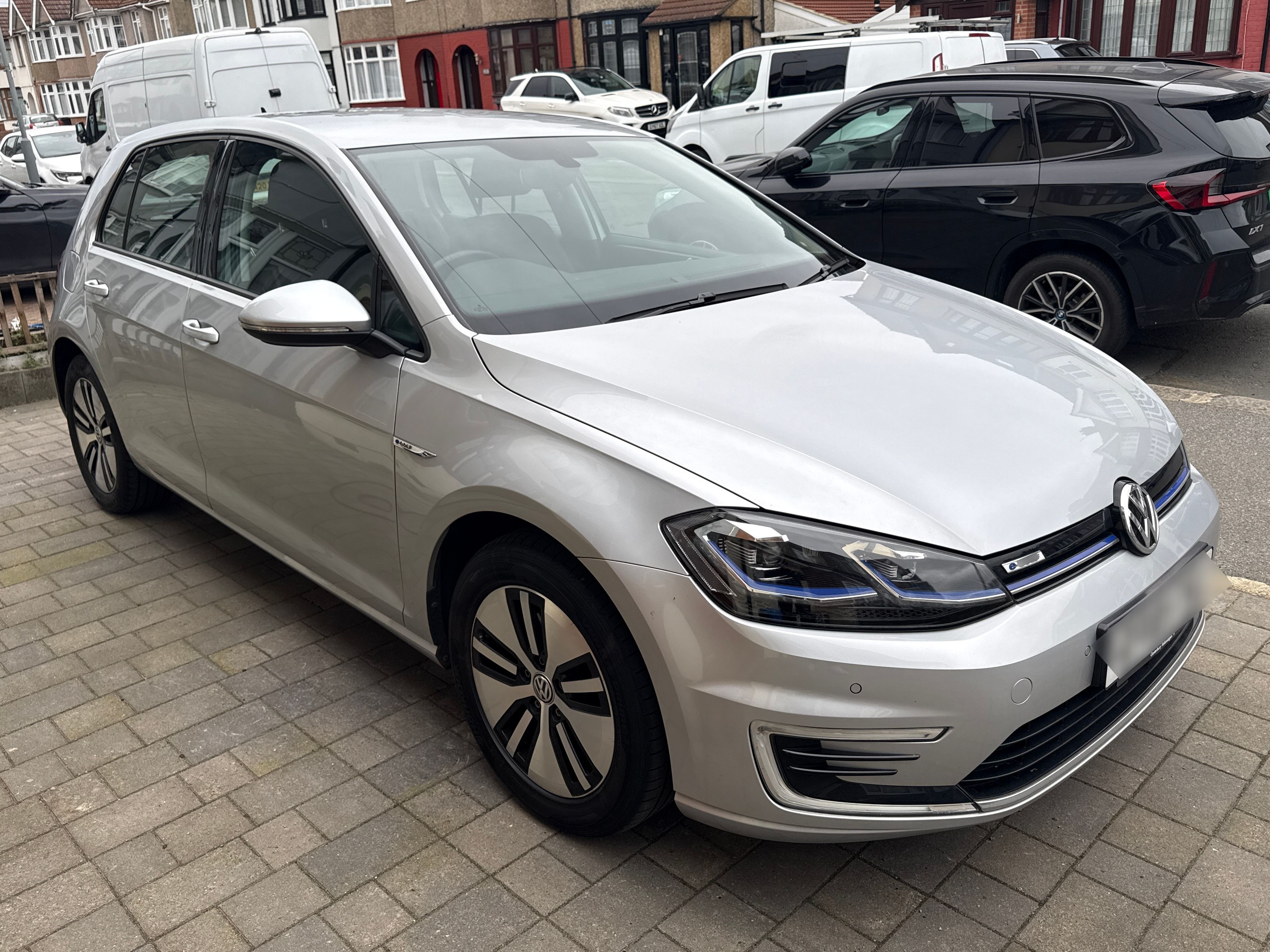 Volkswagen E-GOLF