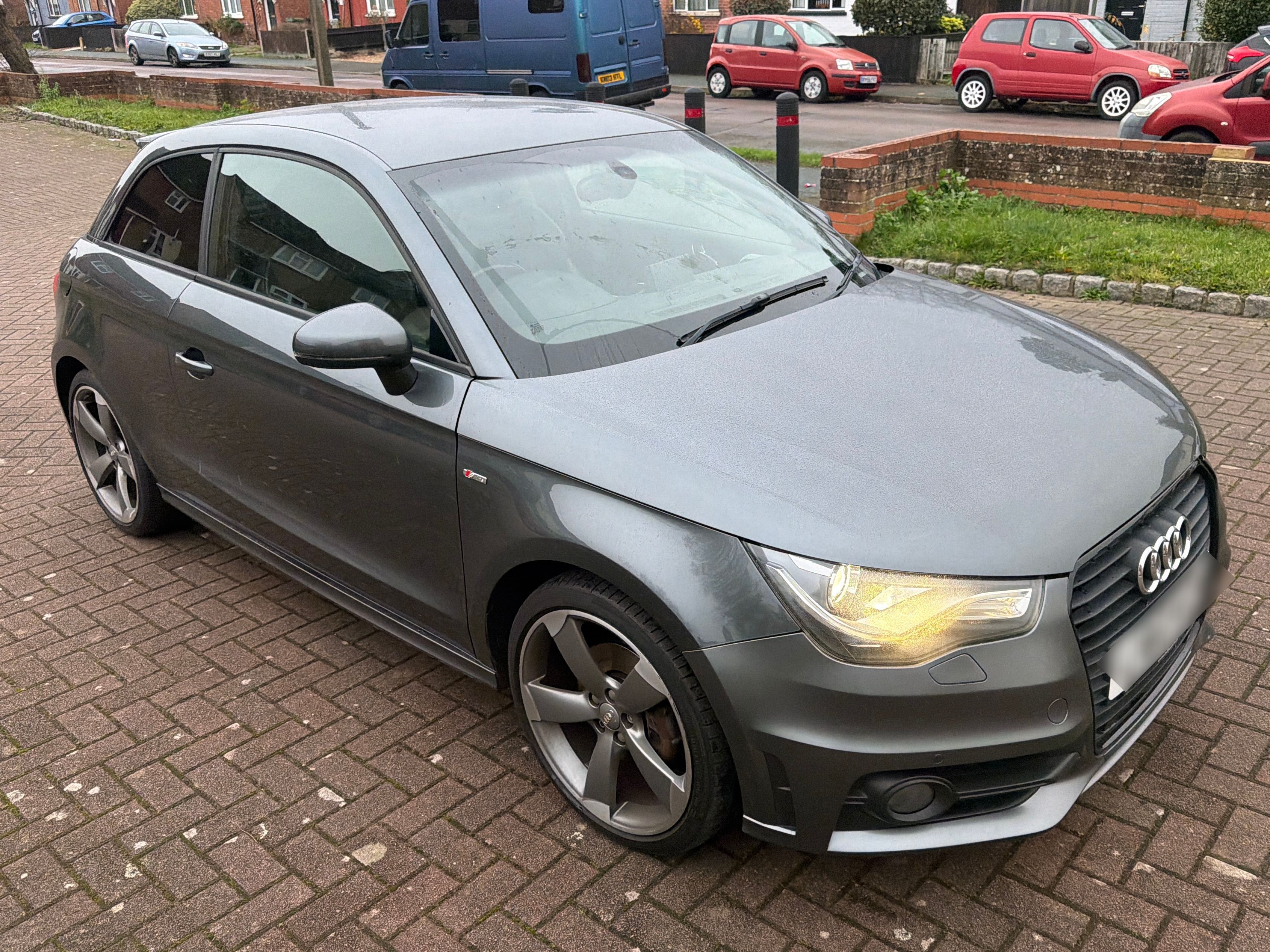 Audi A1