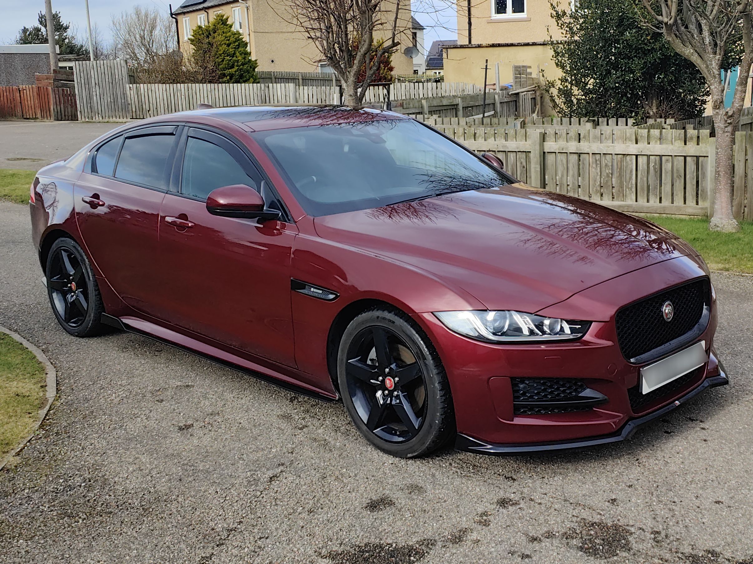 Jaguar XE R-Sport D Auto