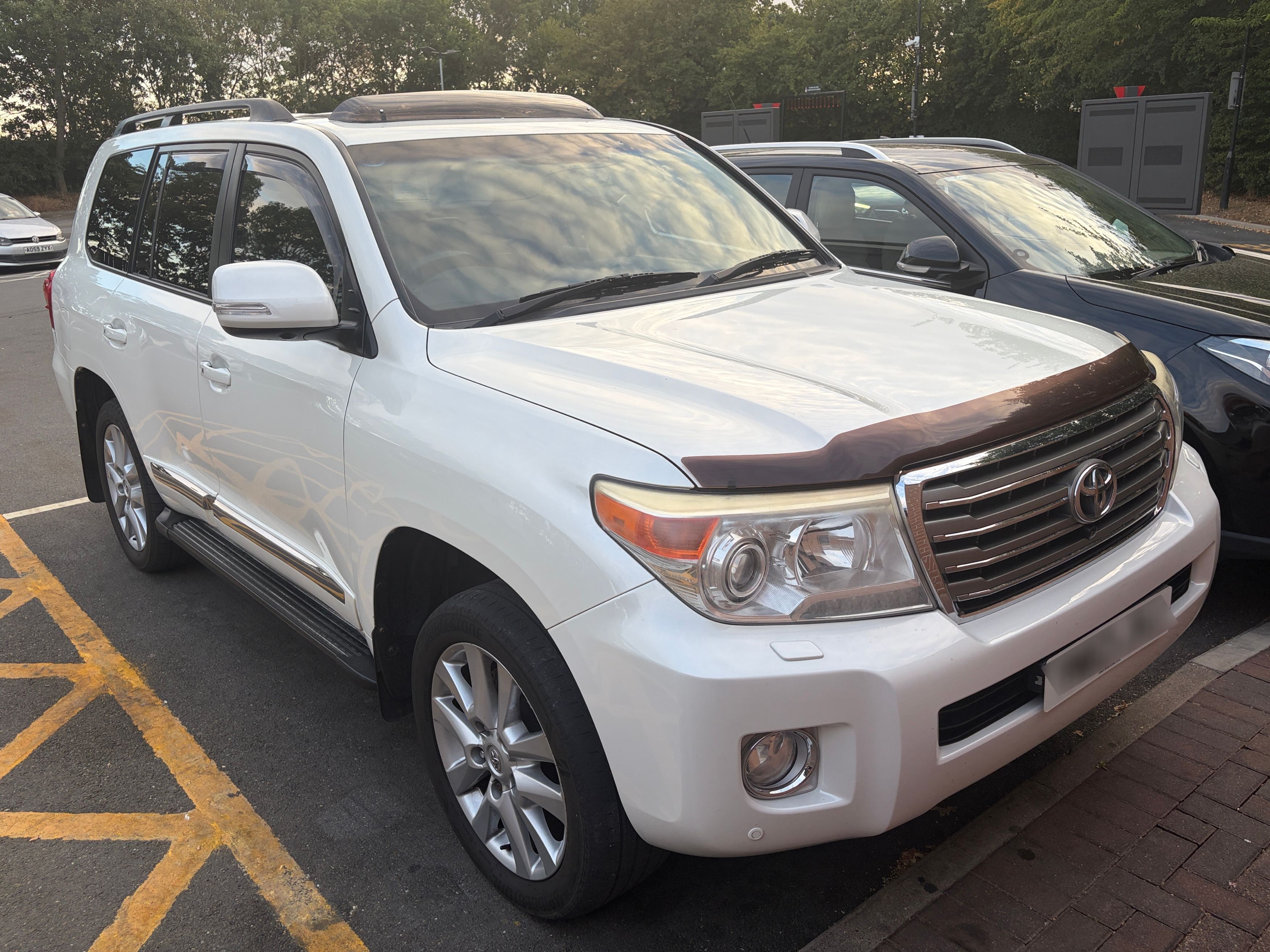 Toyota Land Cruiser V8 D-4D Auto