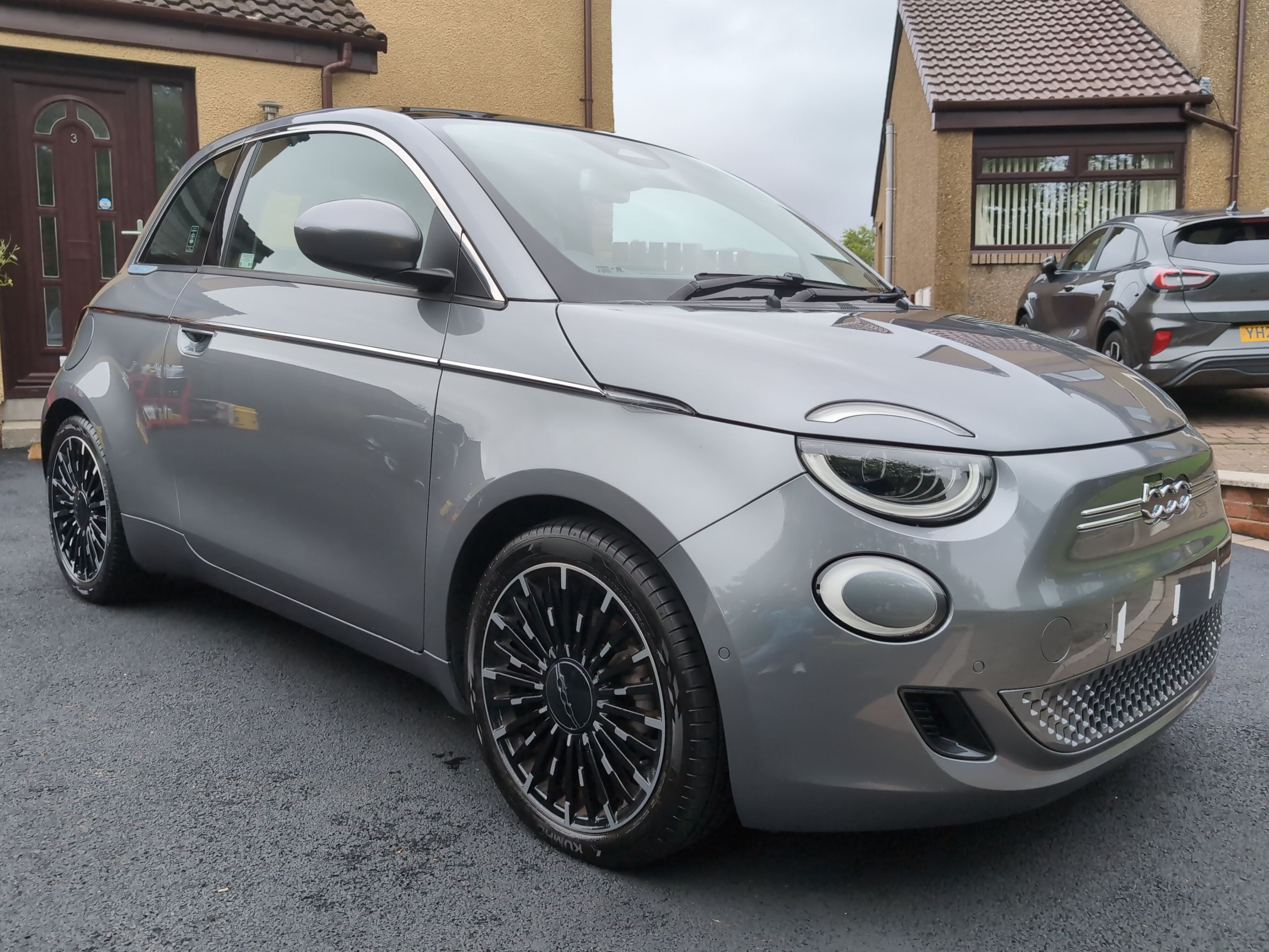 Fiat 500E