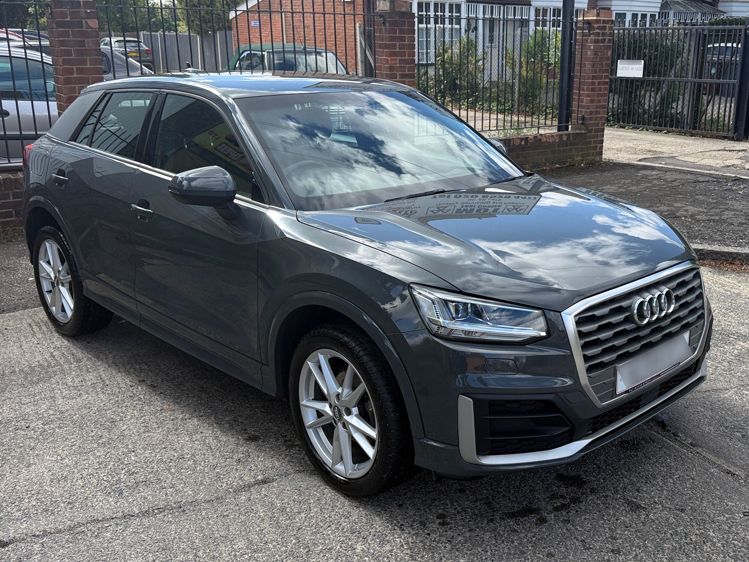 Audi Q2