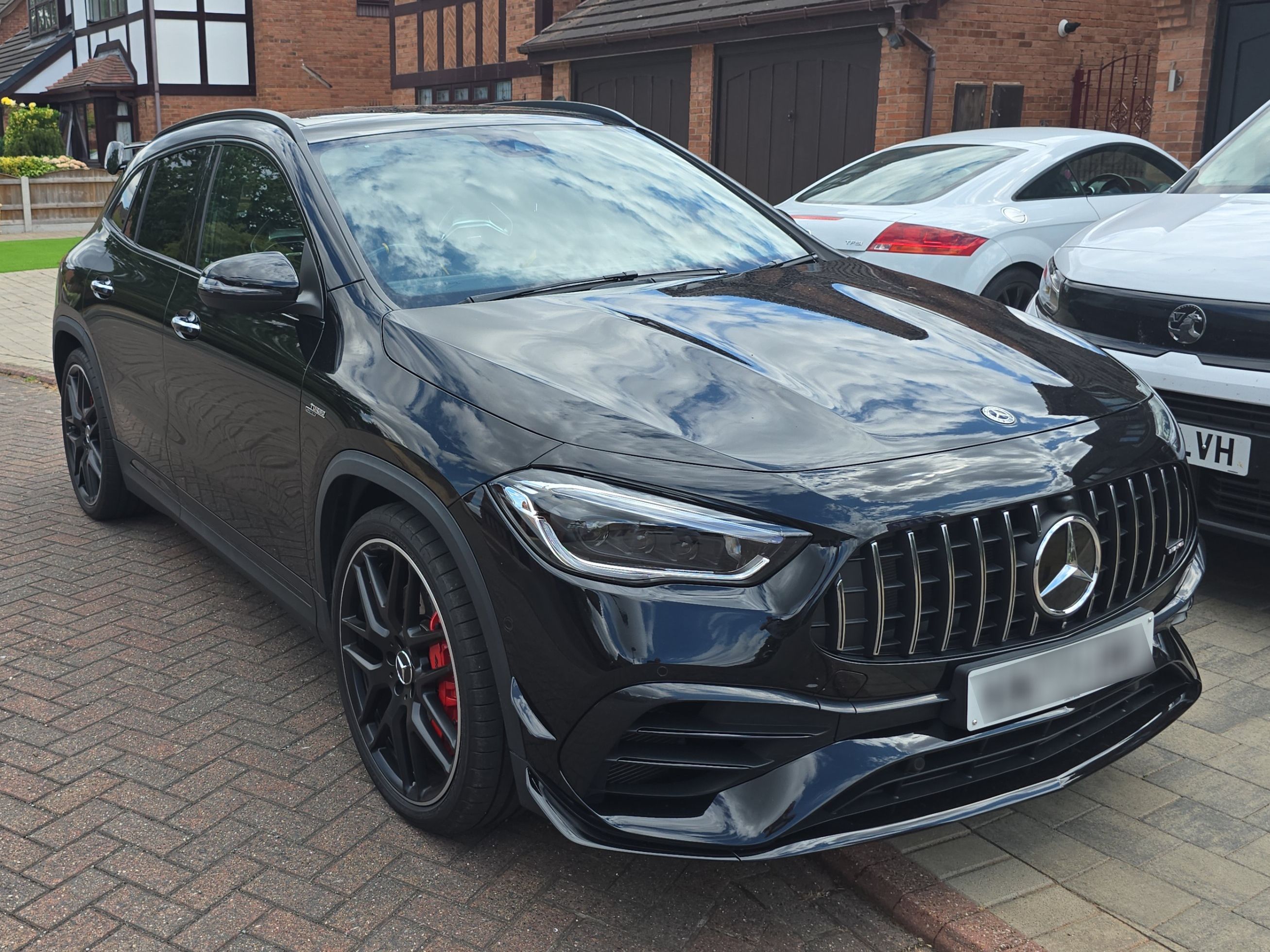 Mercedes AMG GLA 45 S 4MATIC+ Plus Auto