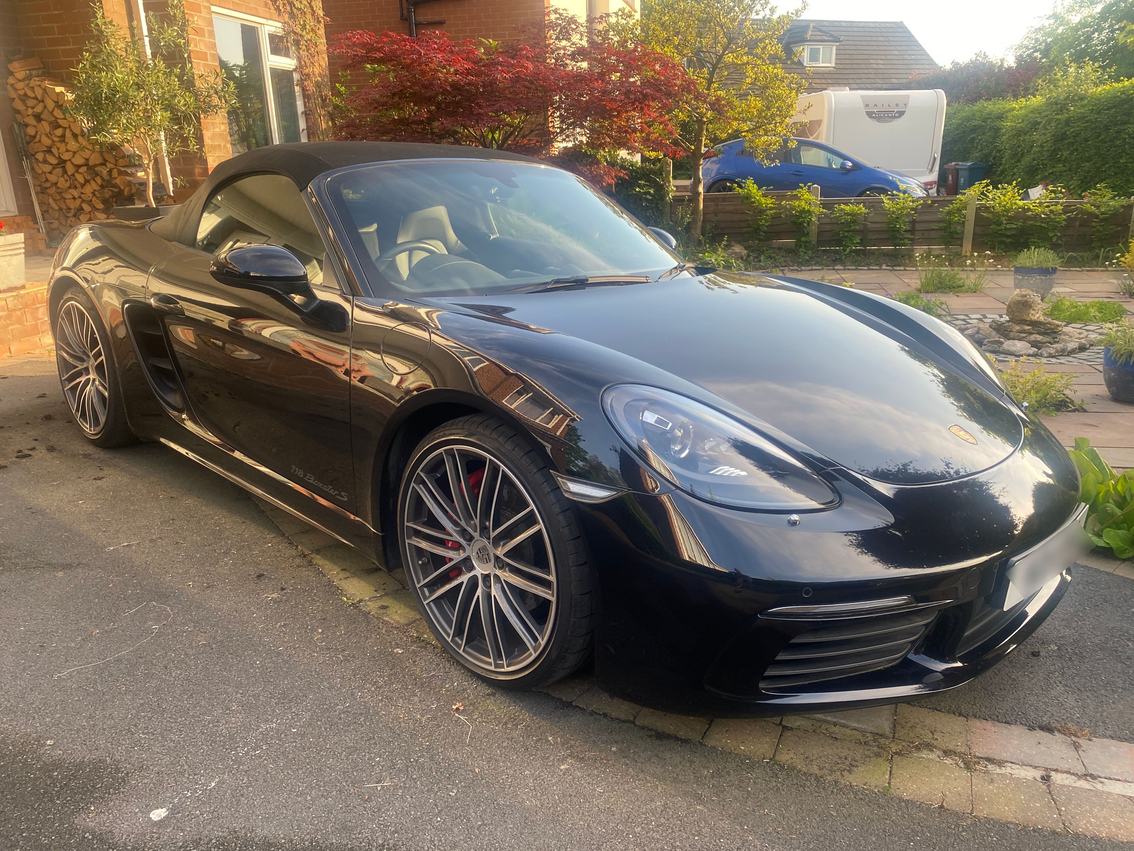 Porsche 718