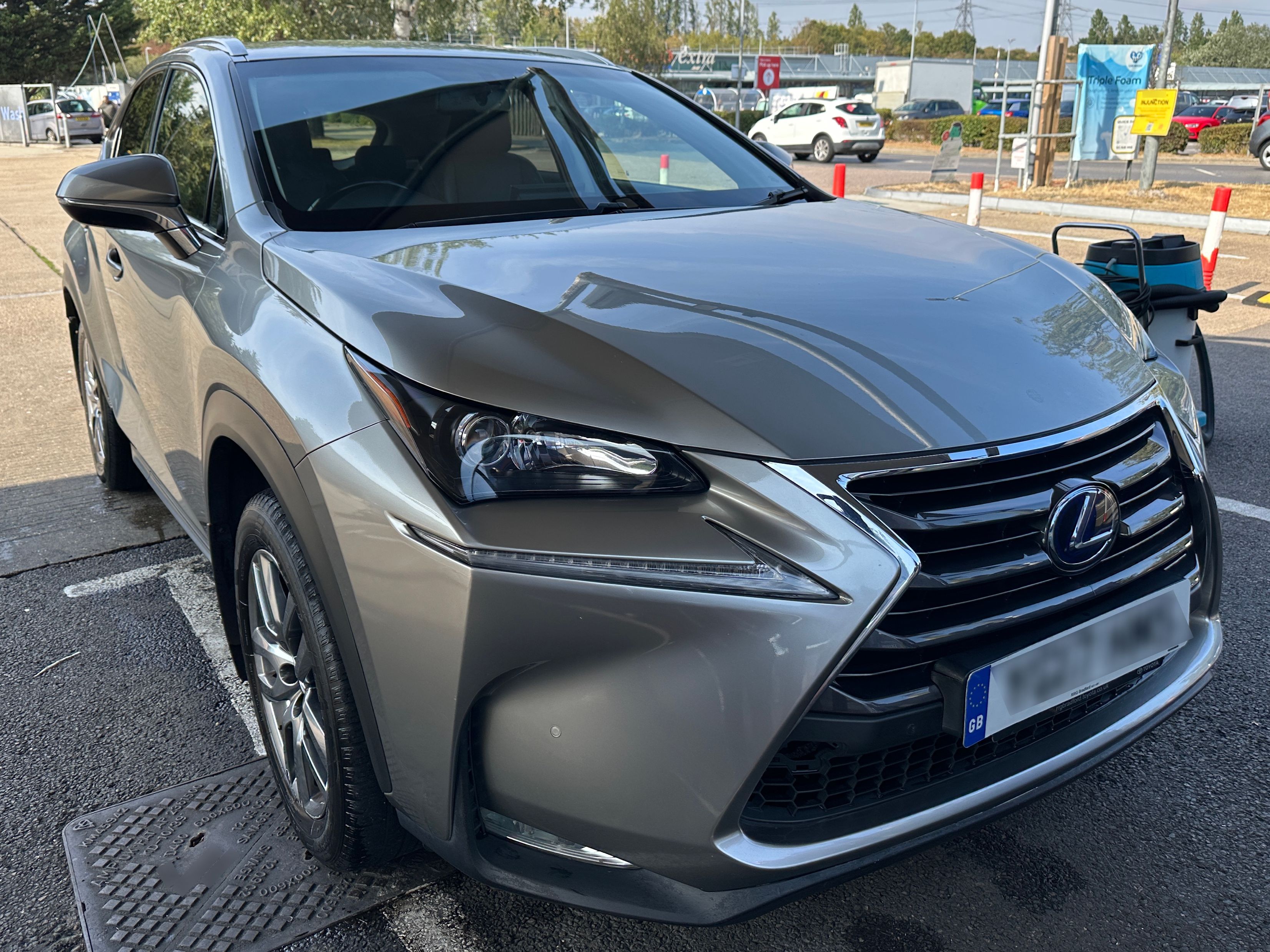 Lexus NX 300H Luxury CVT