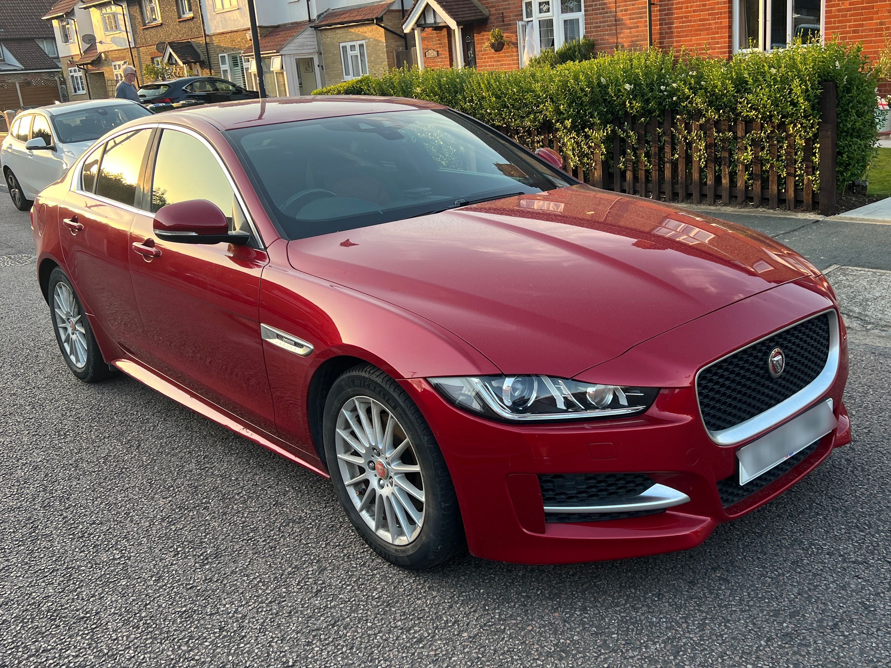 Jaguar XE R-Sport D