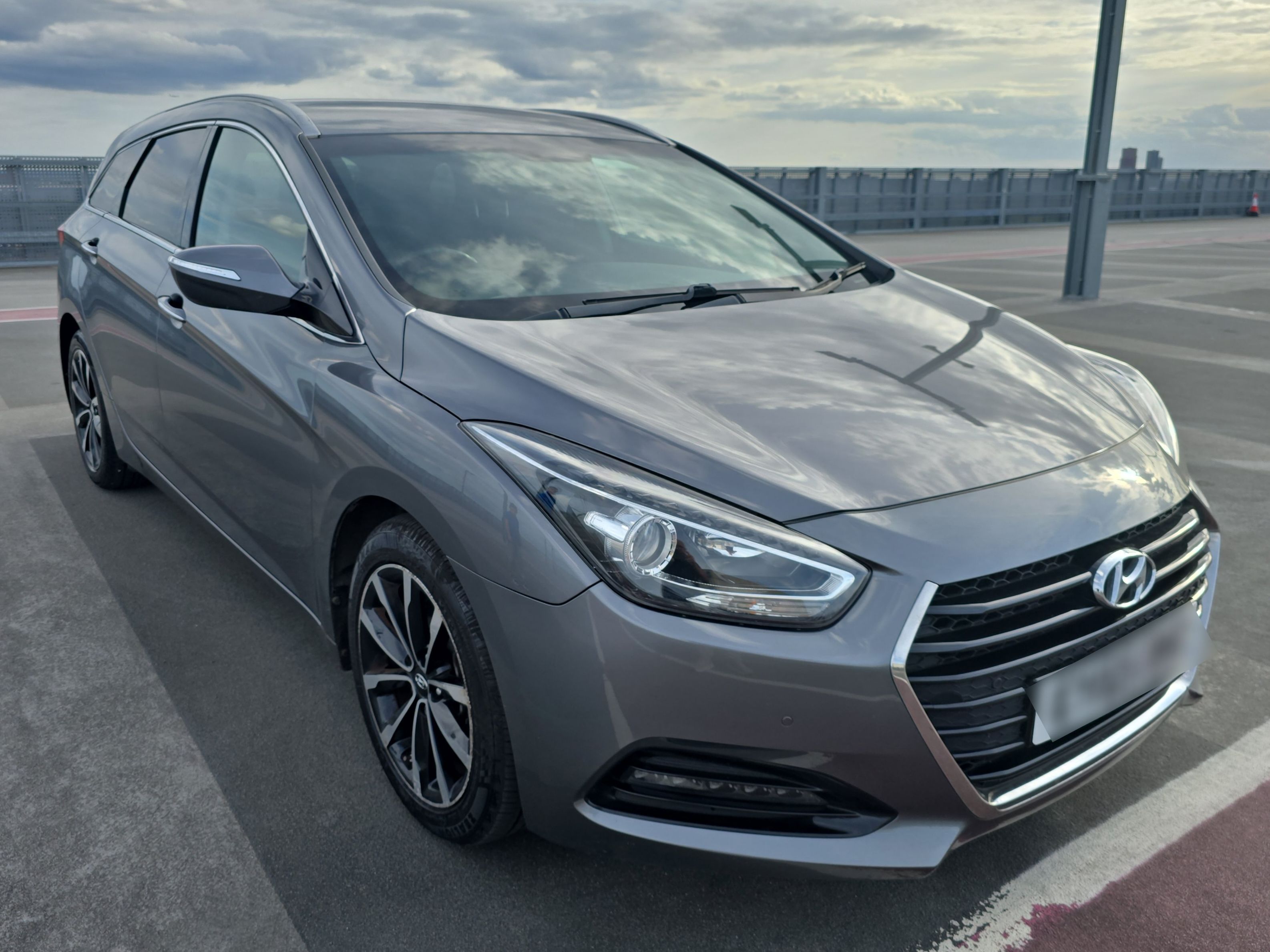 Hyundai I40