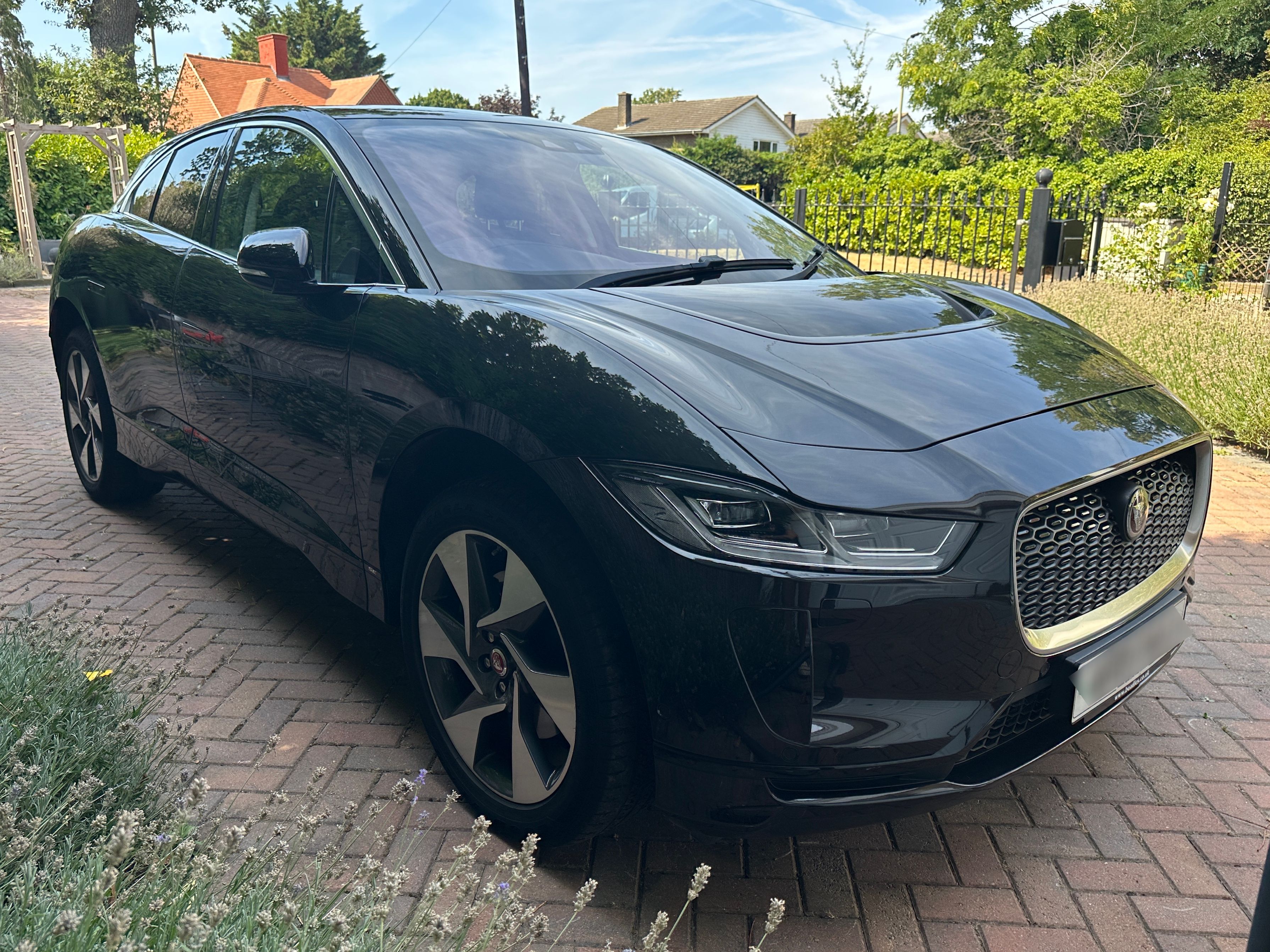 Jaguar I-PACE