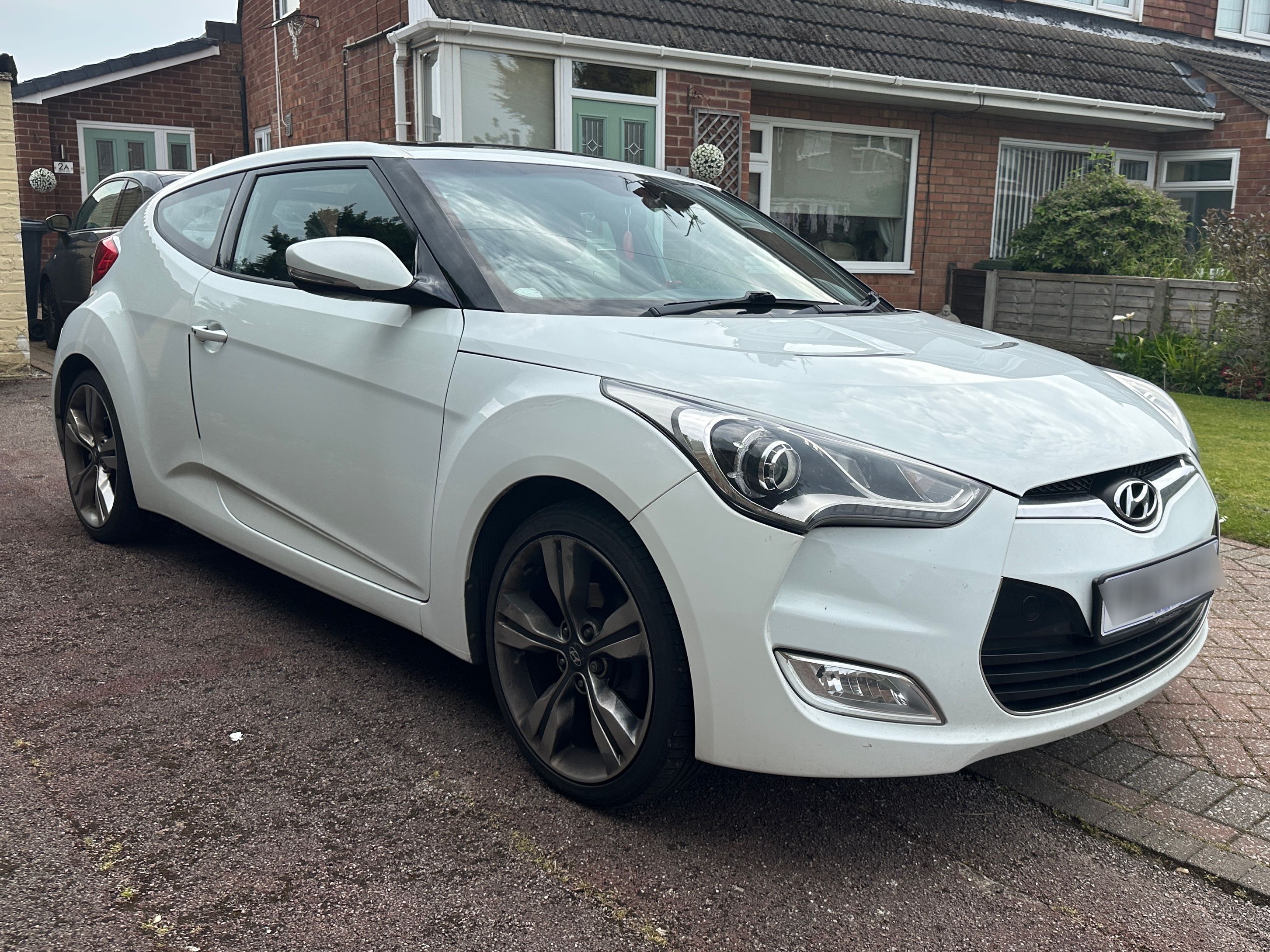 Hyundai Veloster