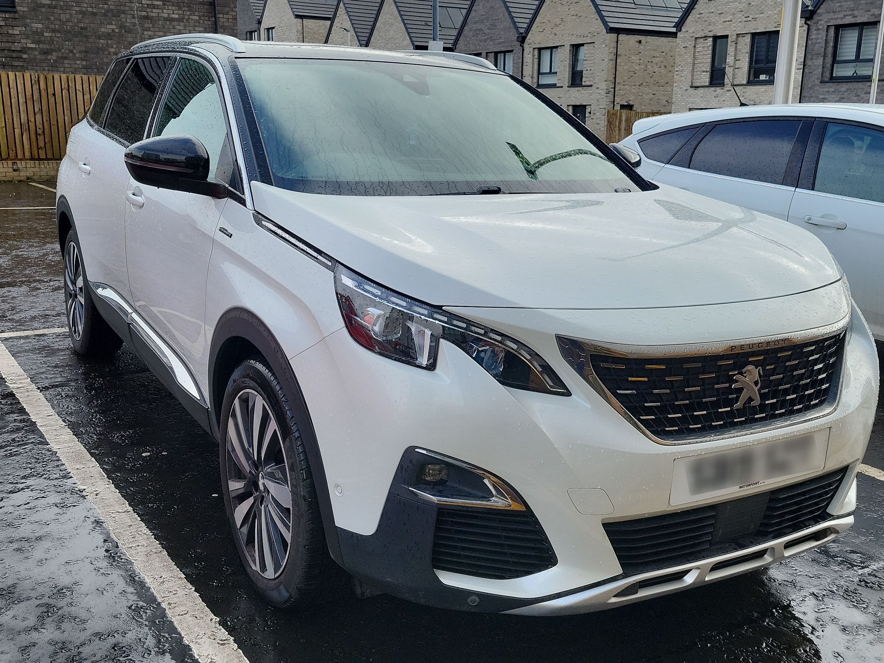 Peugeot 5008