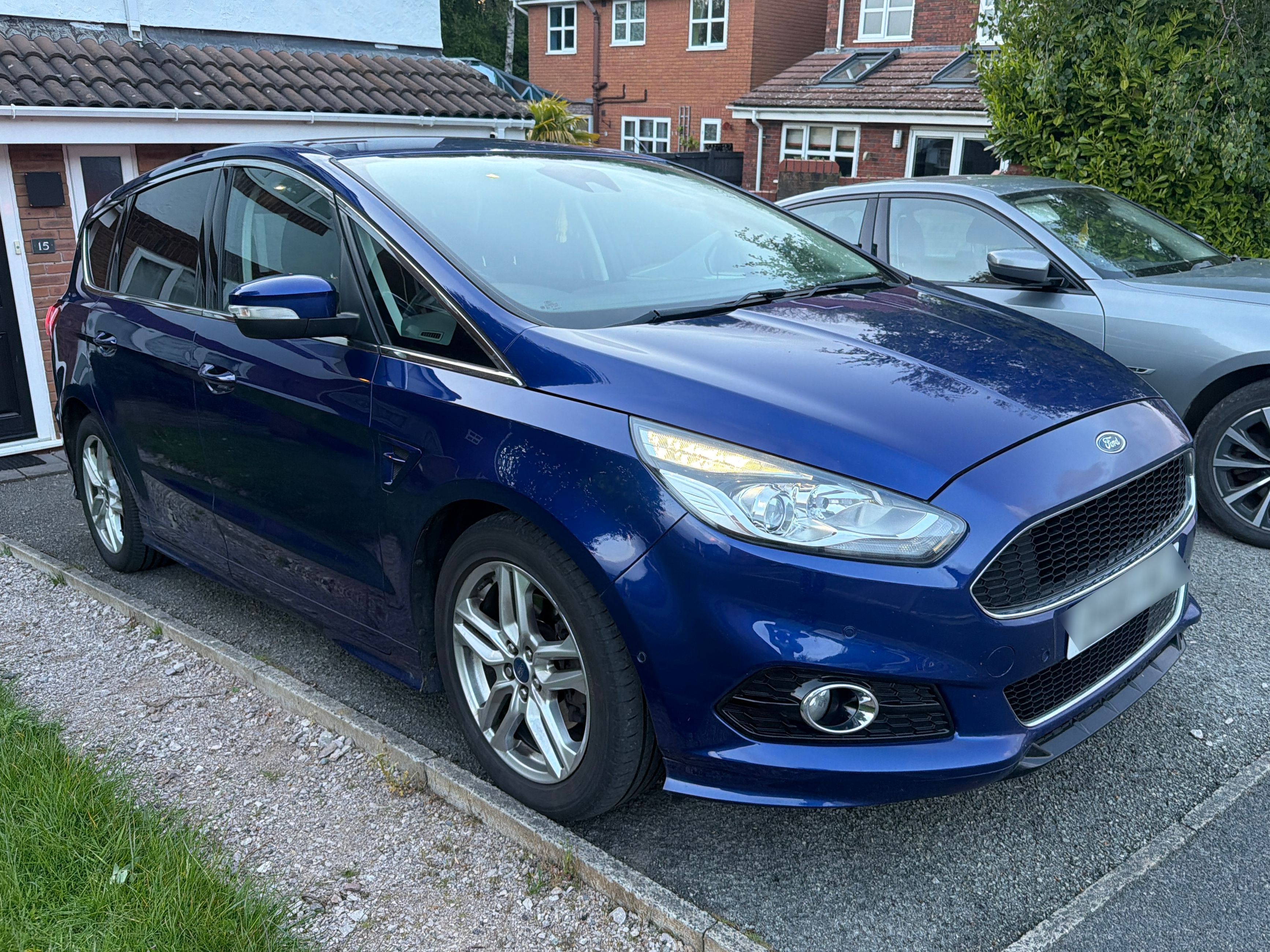 Ford S-MAX