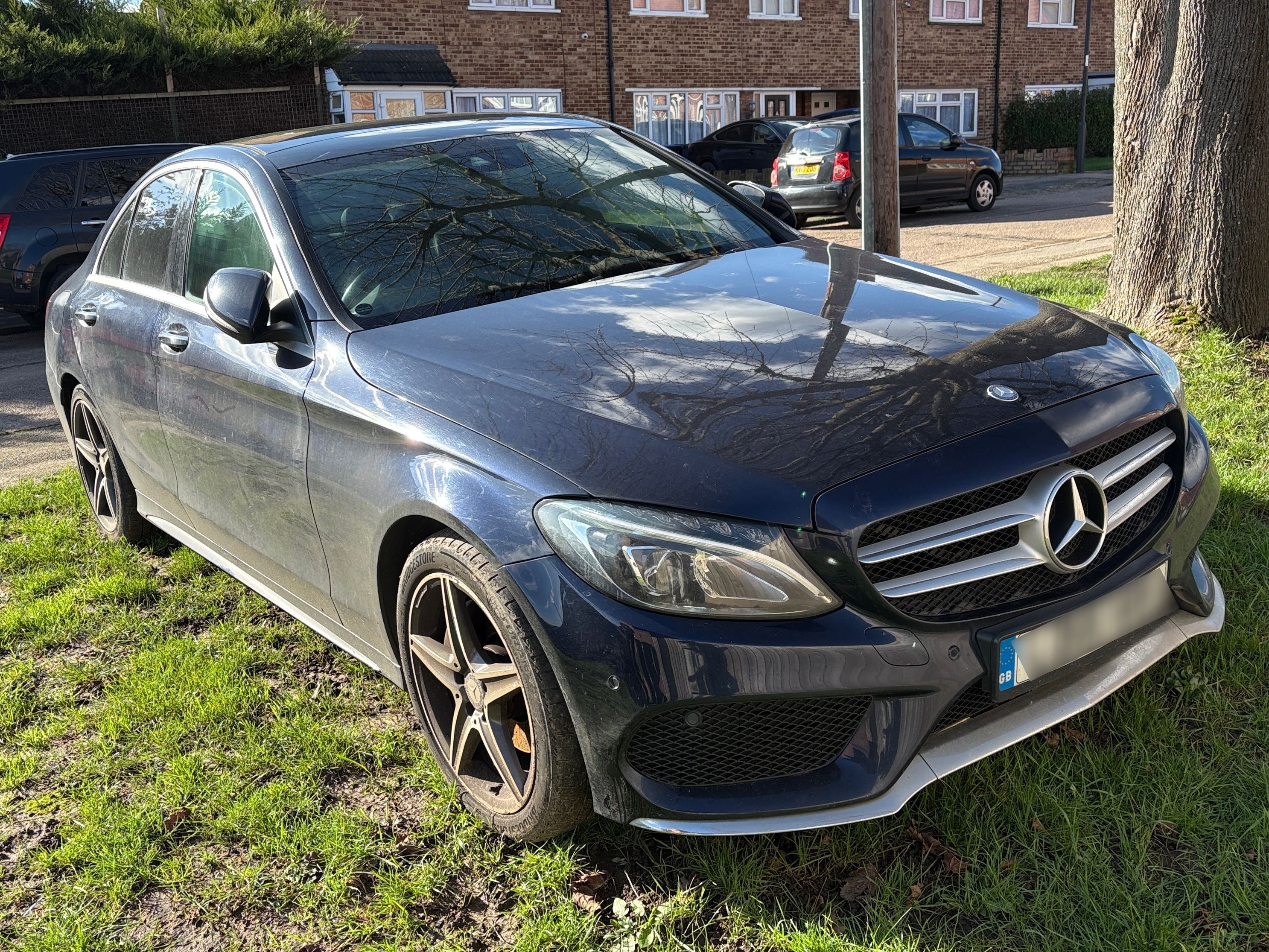 Mercedes C200 AMG Line Premium + Auto