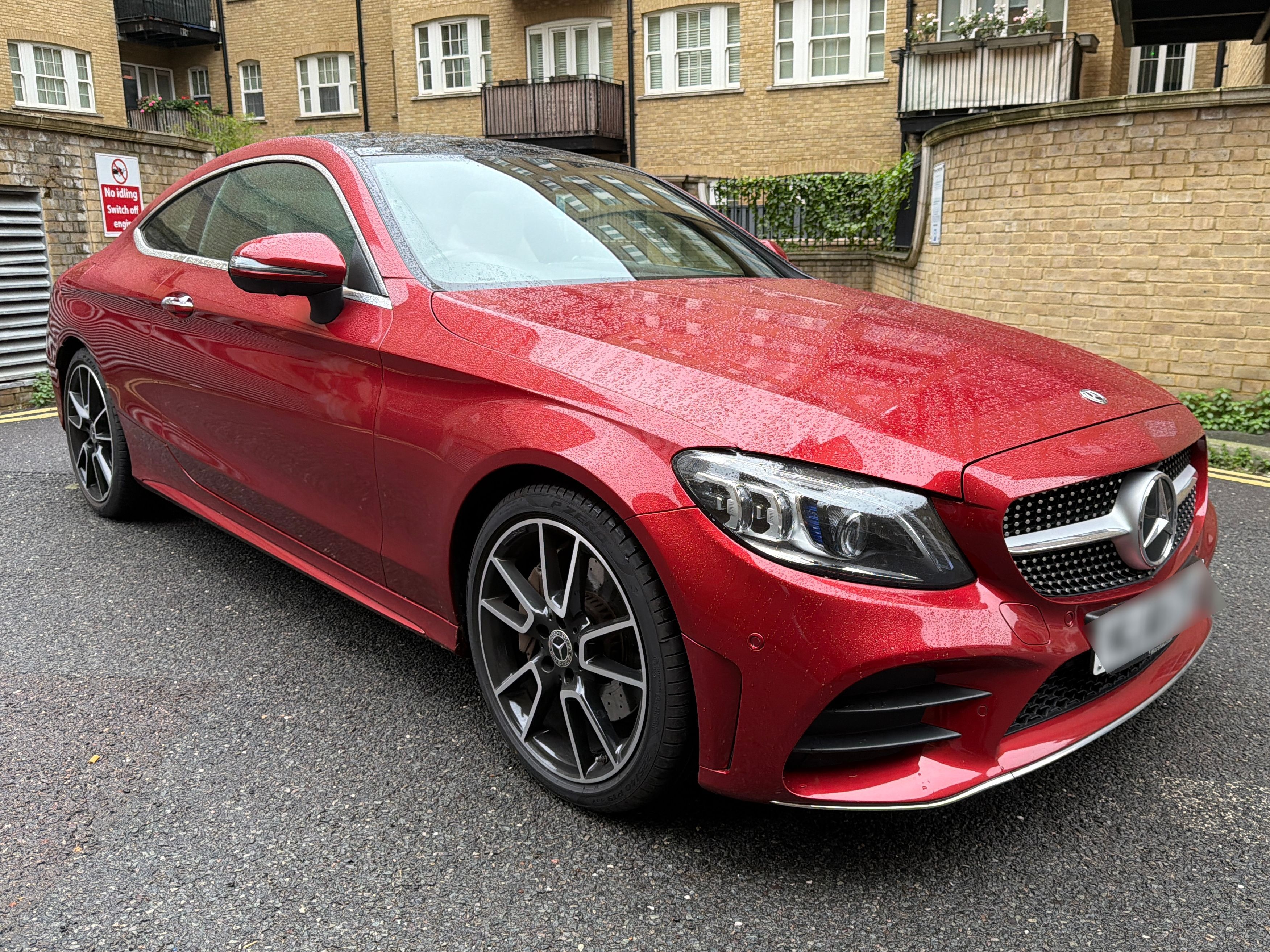 Mercedes C 300 AMG Line Premium + Auto