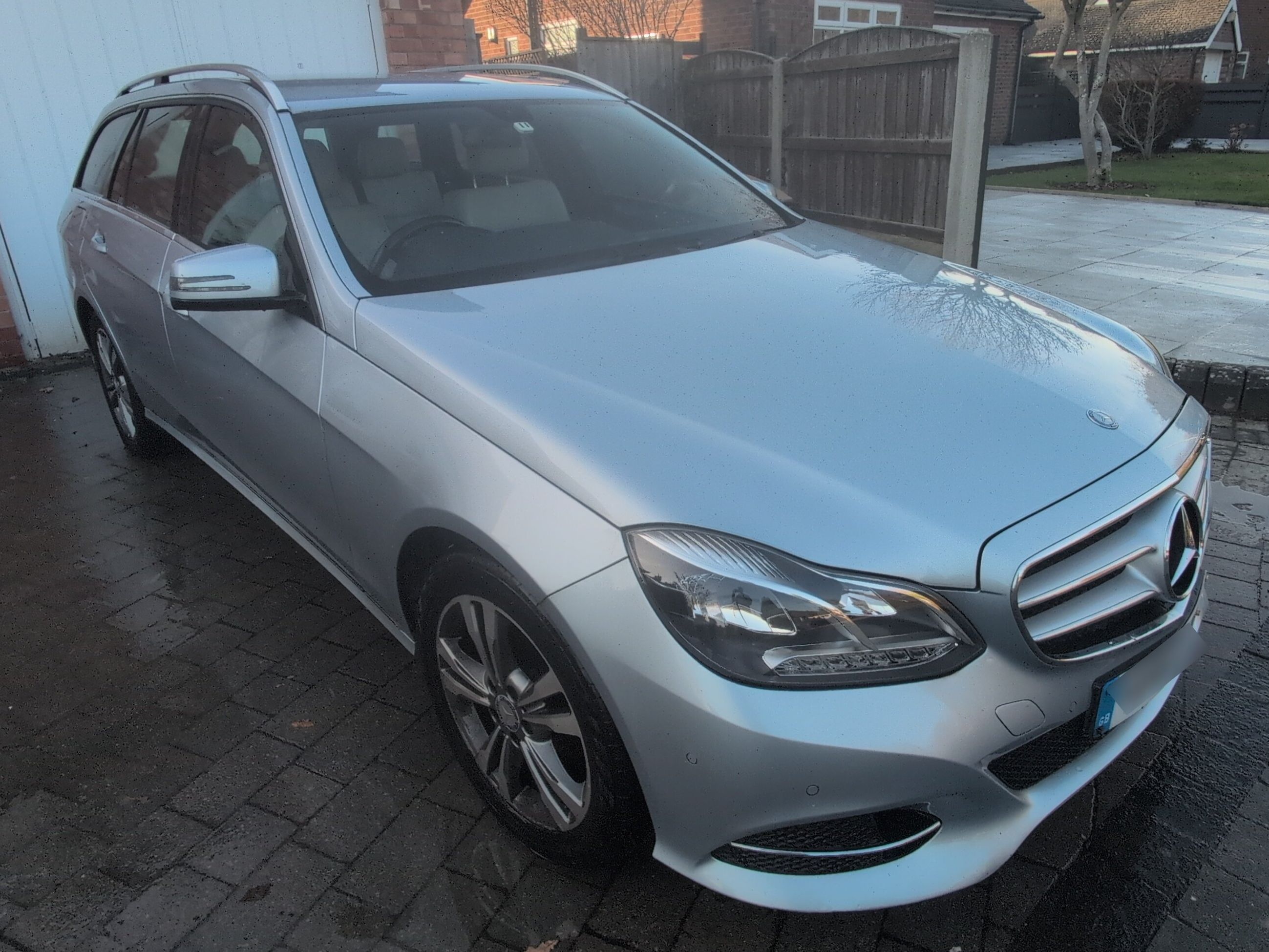 Mercedes E220 SE CDI Auto