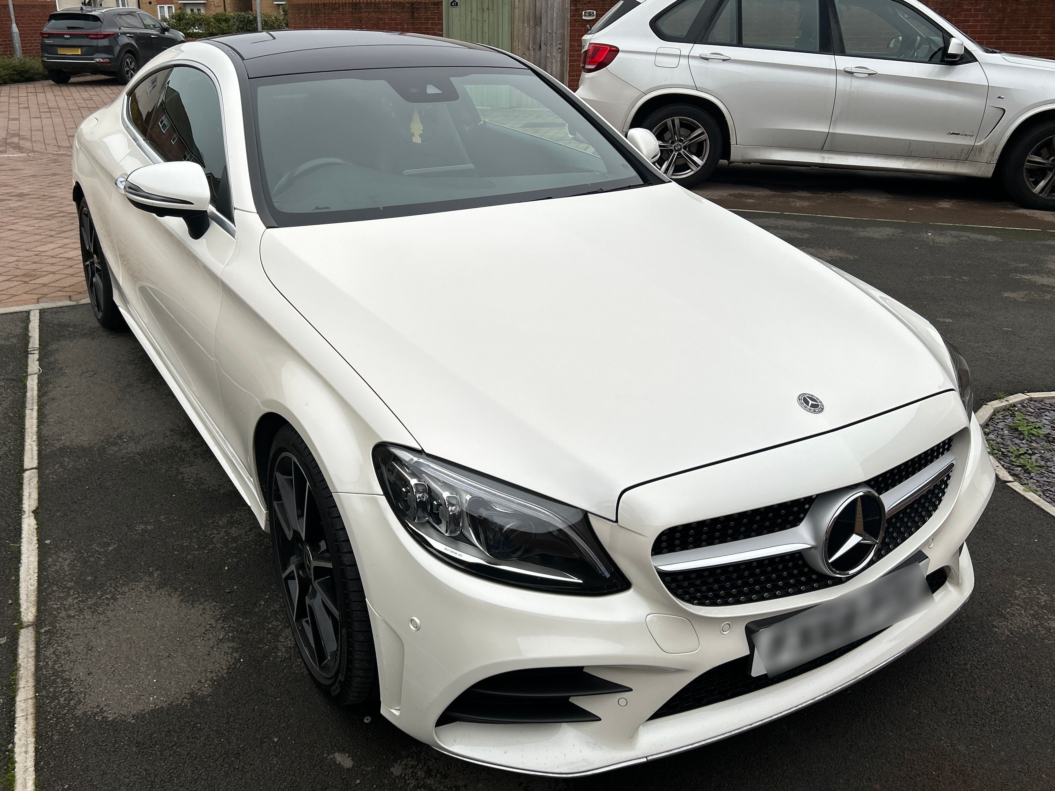 Mercedes C 300 AMG Line Premium + Auto