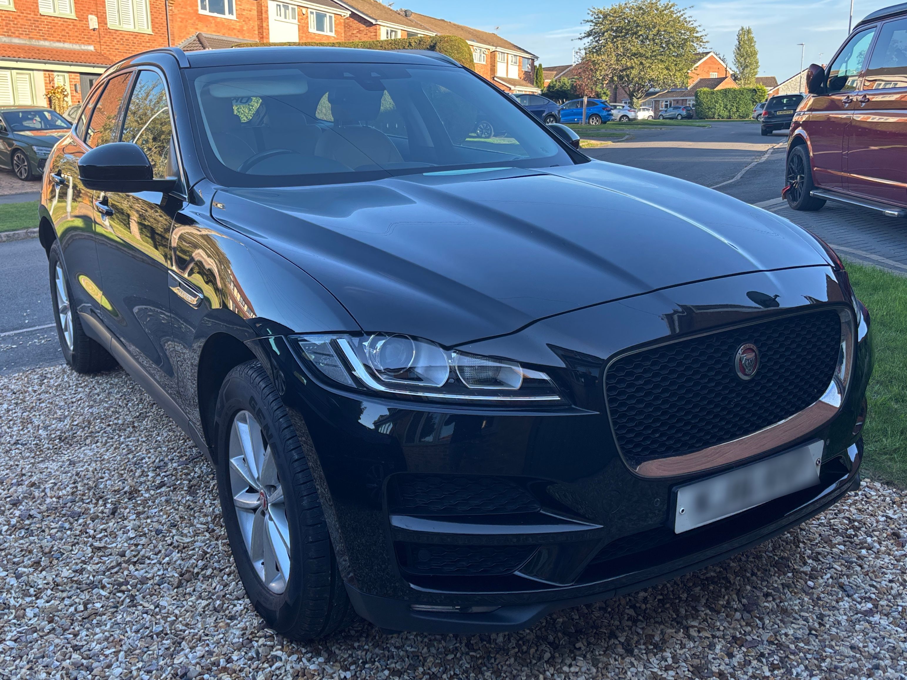 Jaguar F-PACE