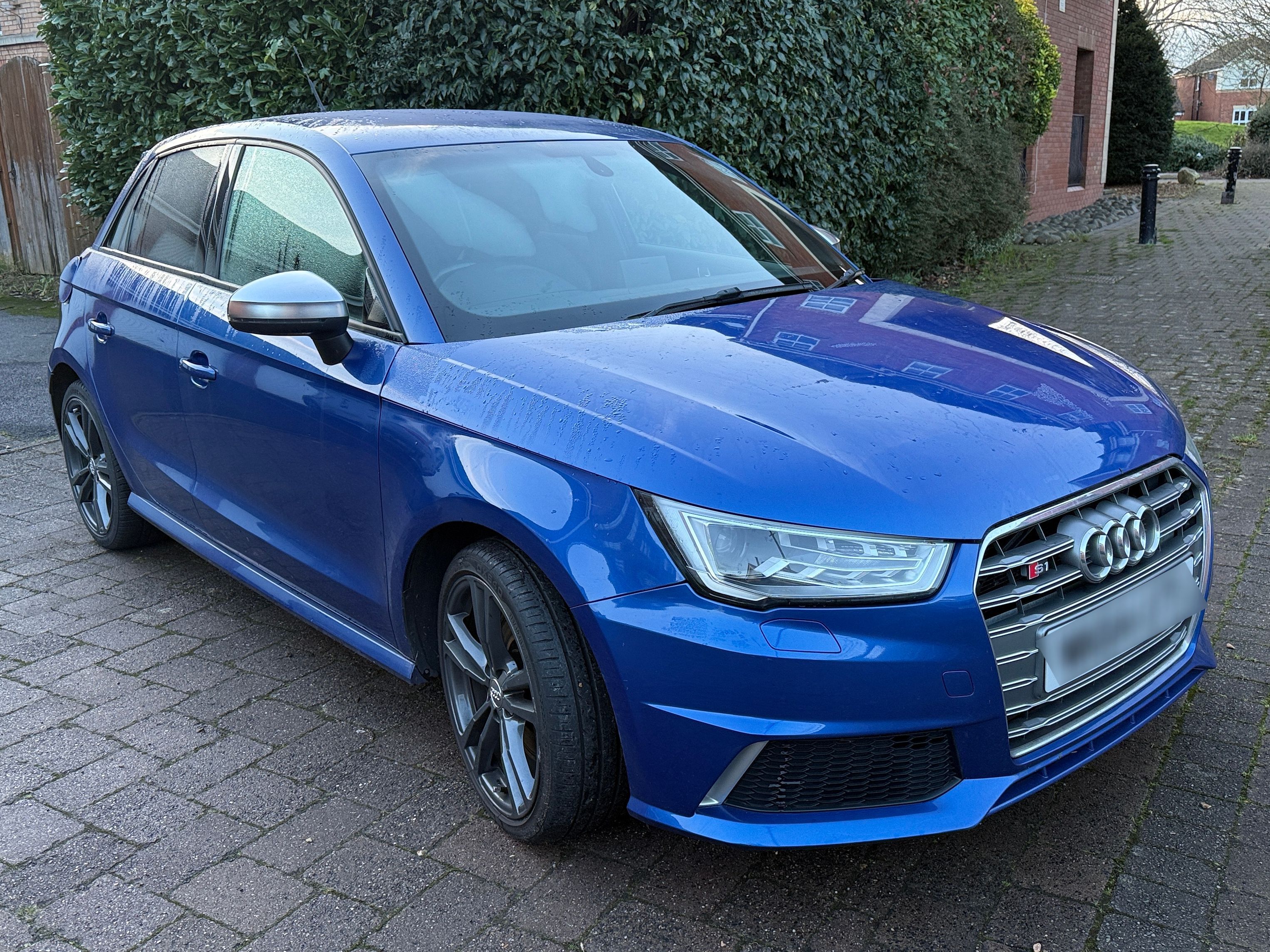 Audi S1