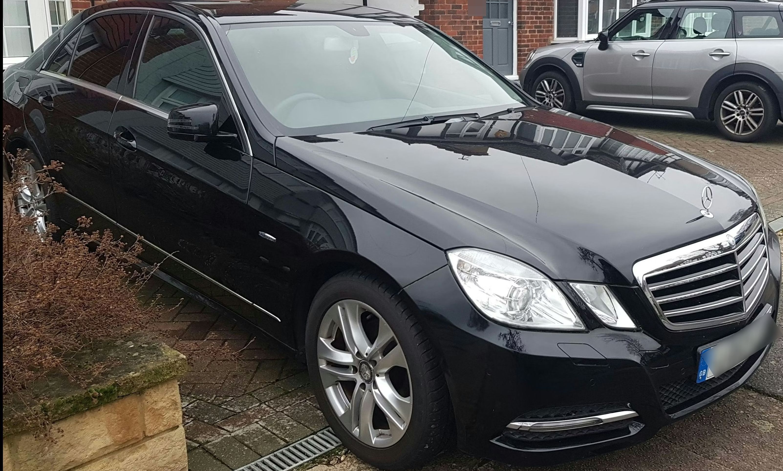 Mercedes E220 EXEC-IVE SE CDI BLUE-CY A