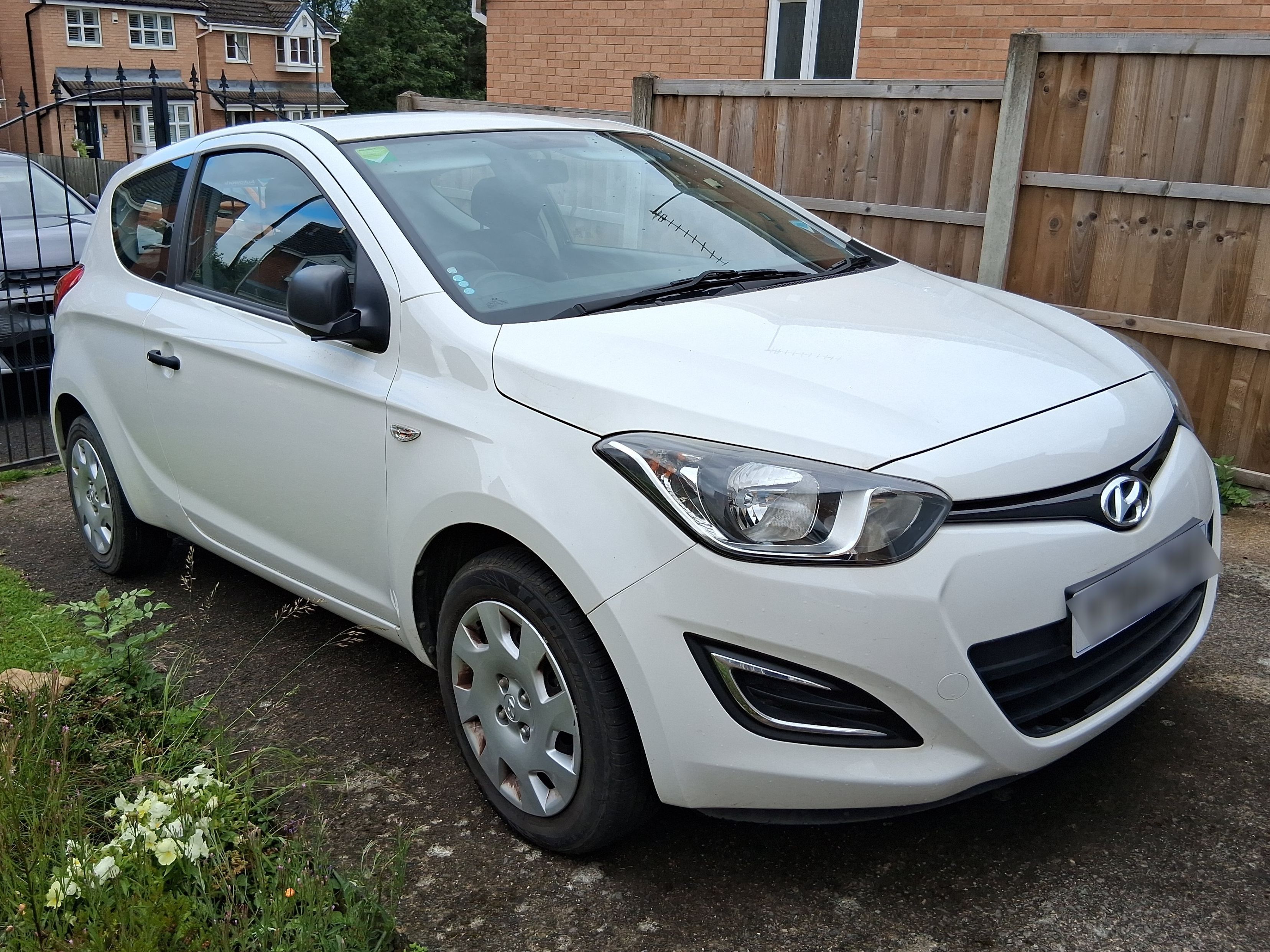 Hyundai I20
