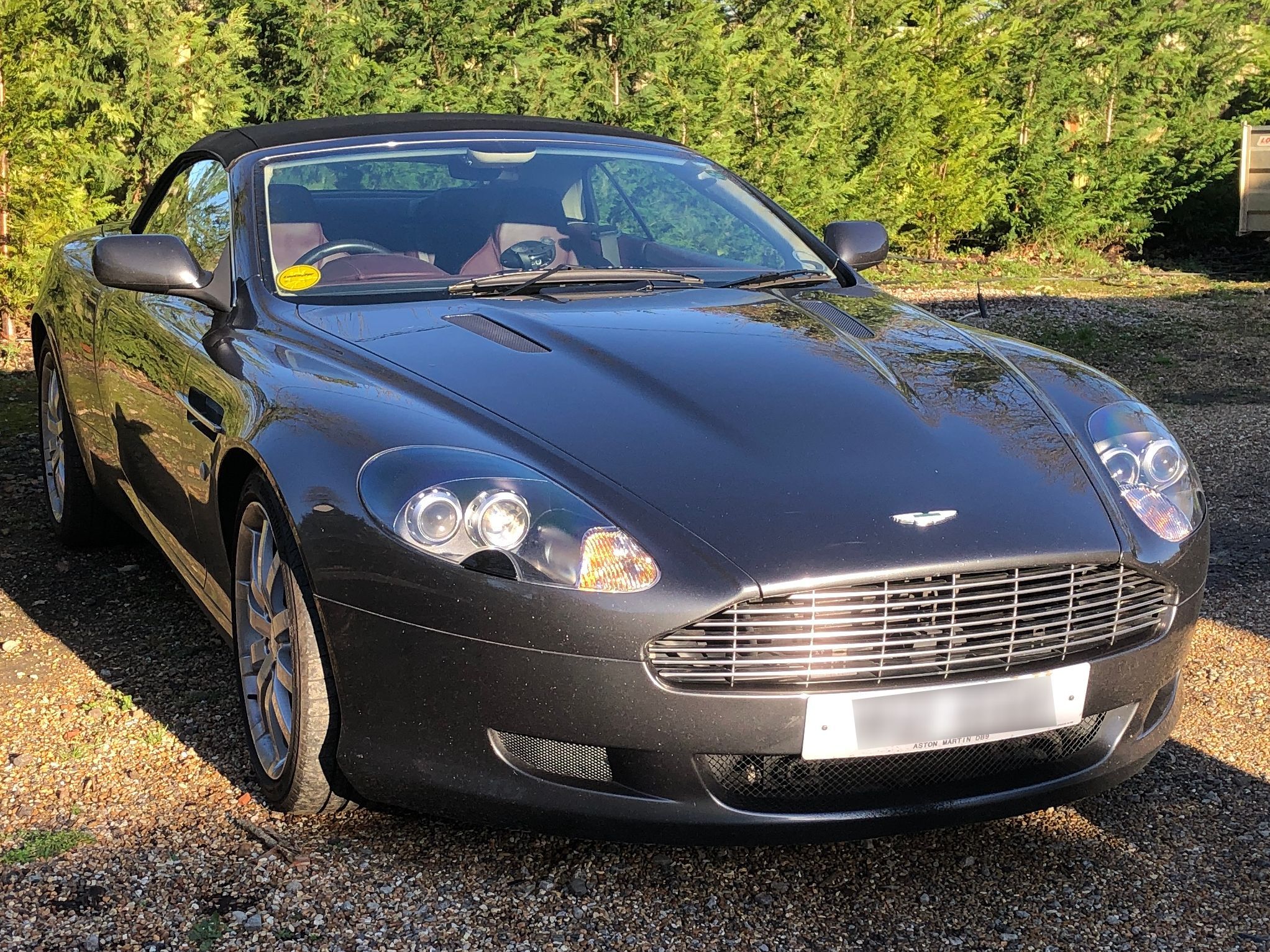 Aston Martin DB9